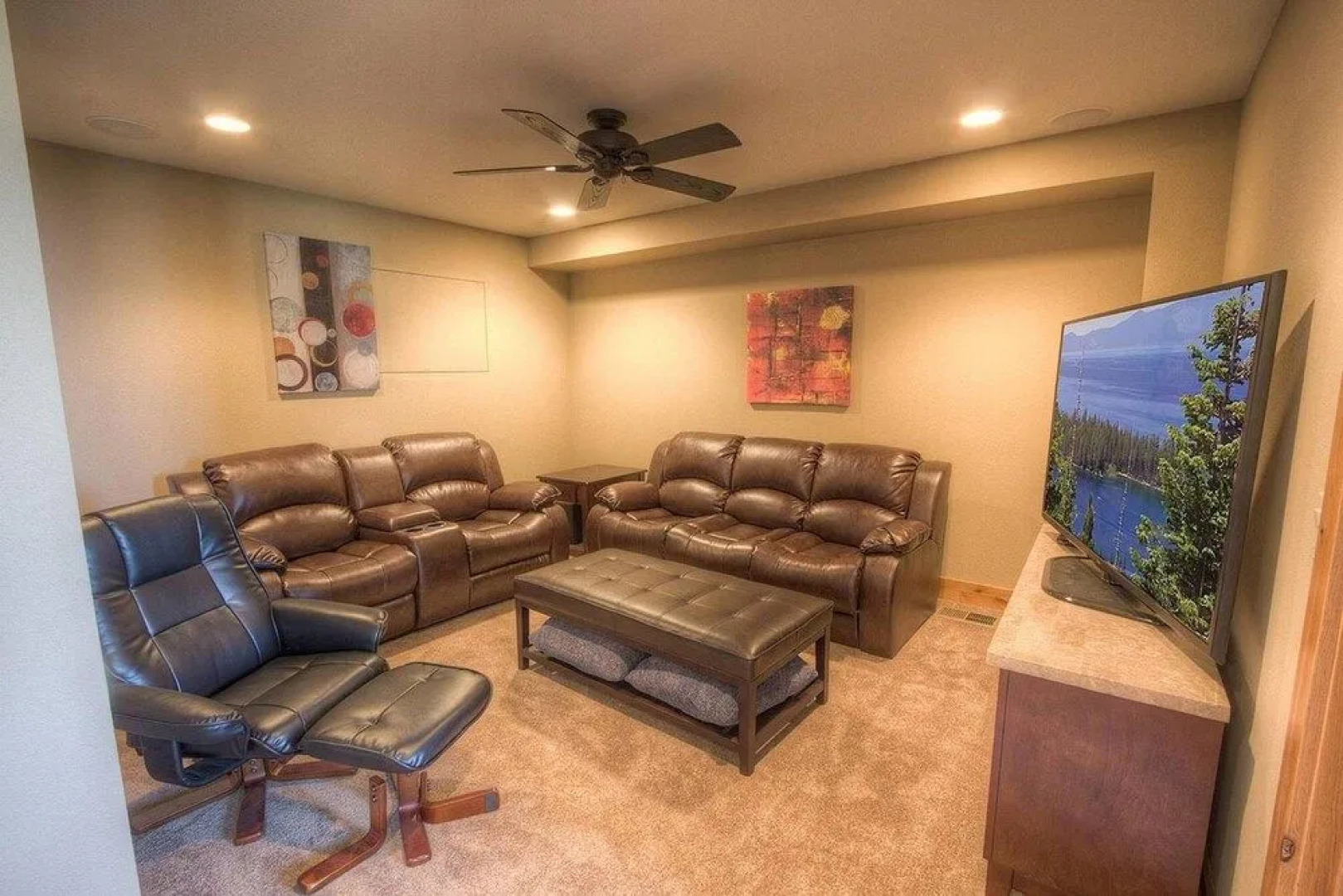 Stage Coach Run by Lake Tahoe Accommodations