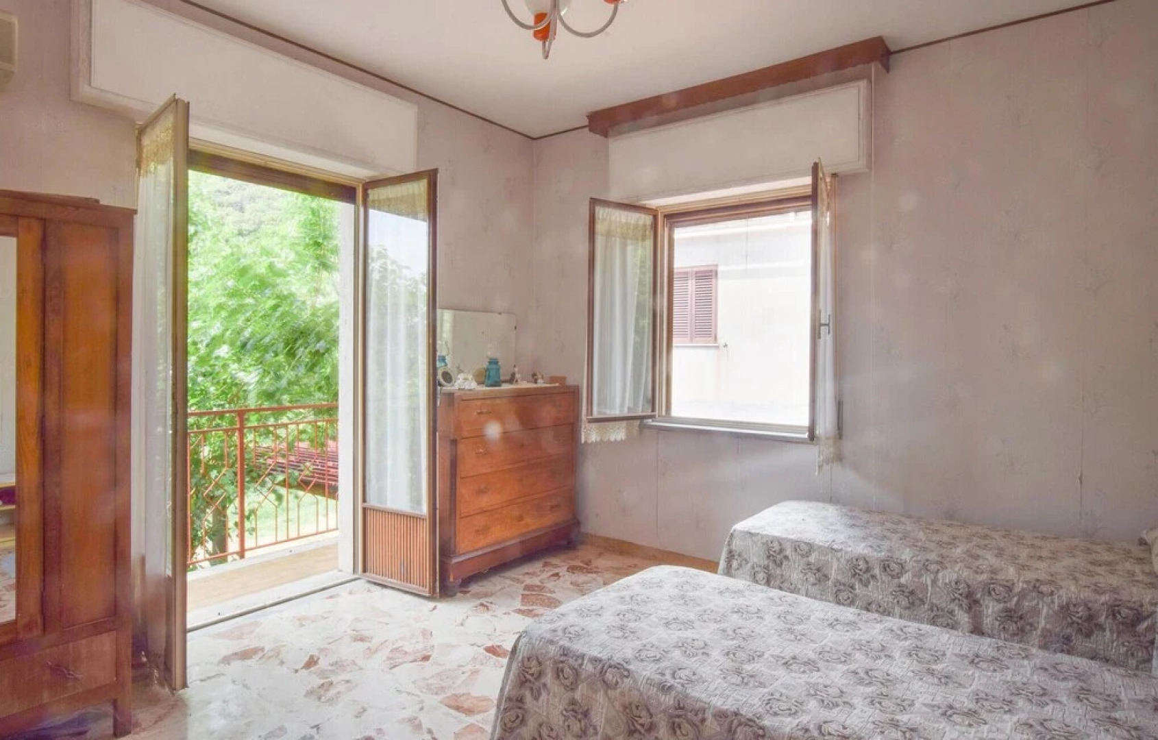 Nice Home in Ciminà With 4 Bedrooms and Wifi