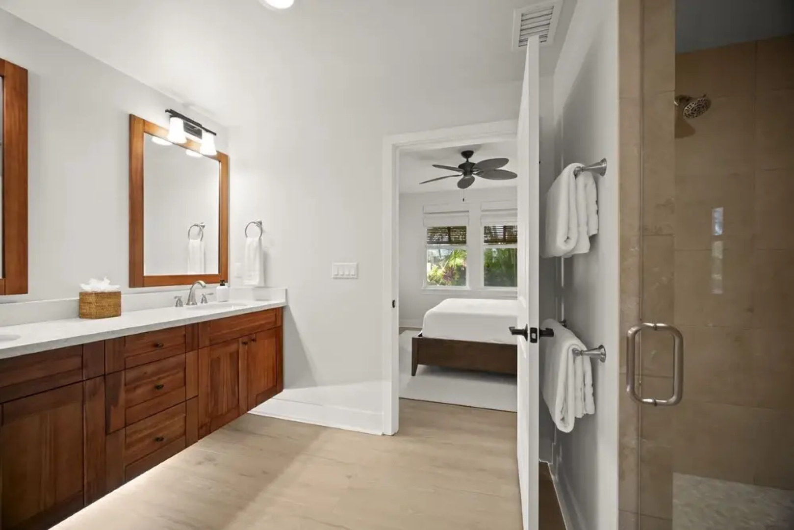 Pili Mai 5d 3 Bedroom Condo by RedAwning