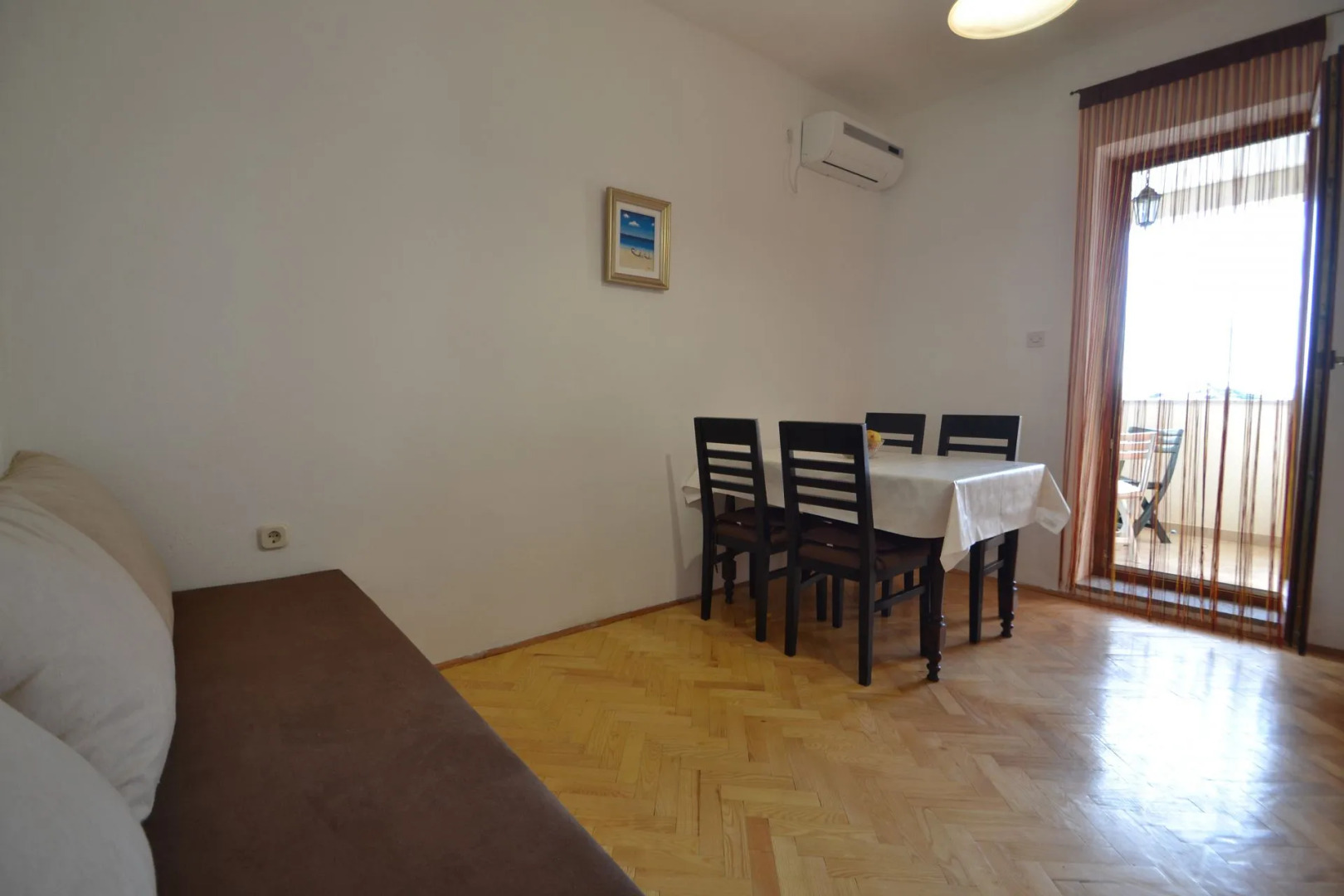Apartment Martina - 300 m from sea: A2 Sukosan, Zadar riviera