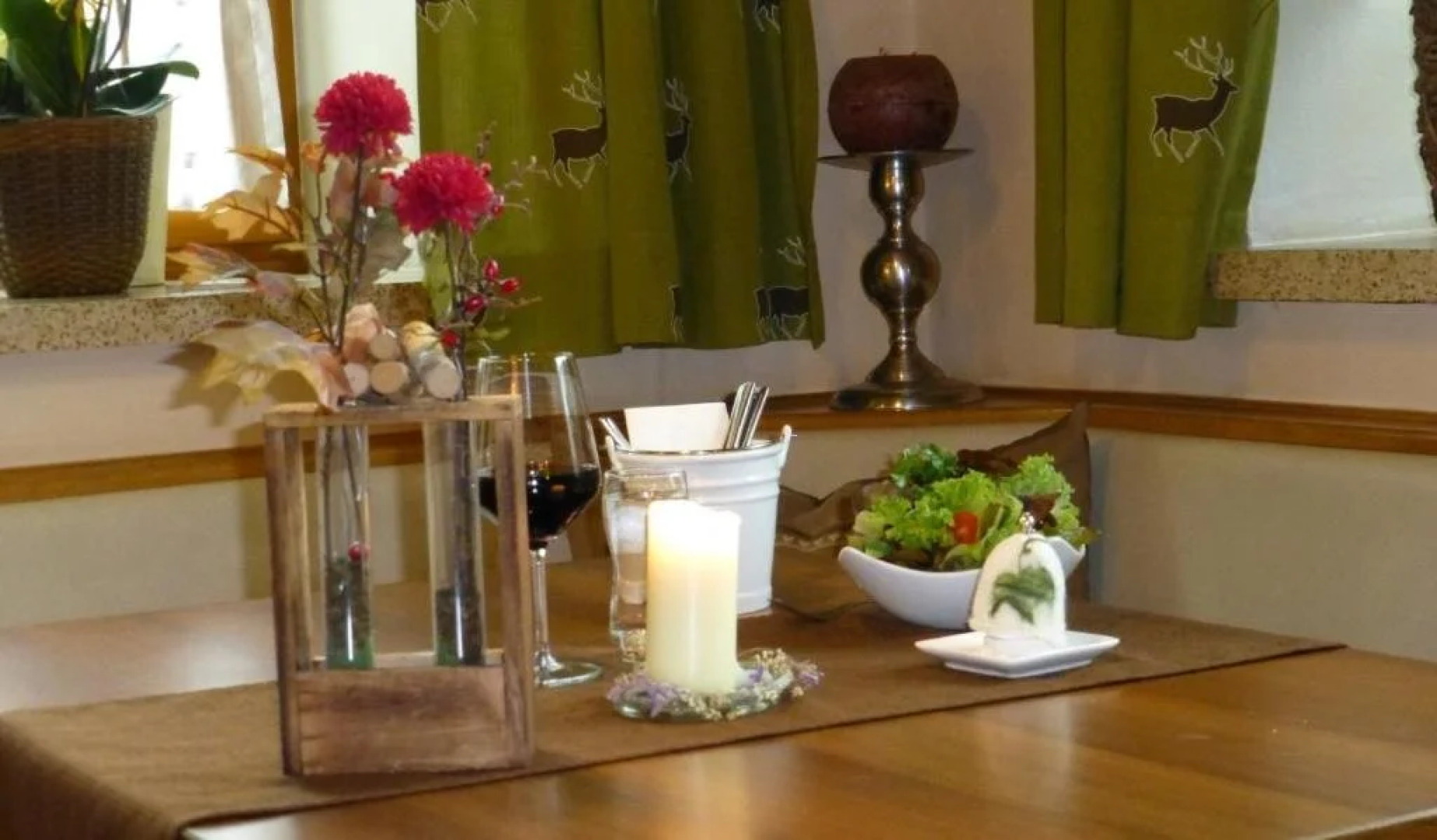 Frauenschuh - Taferne in Köstendorf