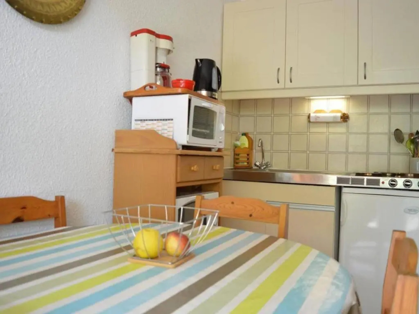 Appartement Bormes-les-Mimosas, 1 pièce, 4 personnes - FR-1-251-320