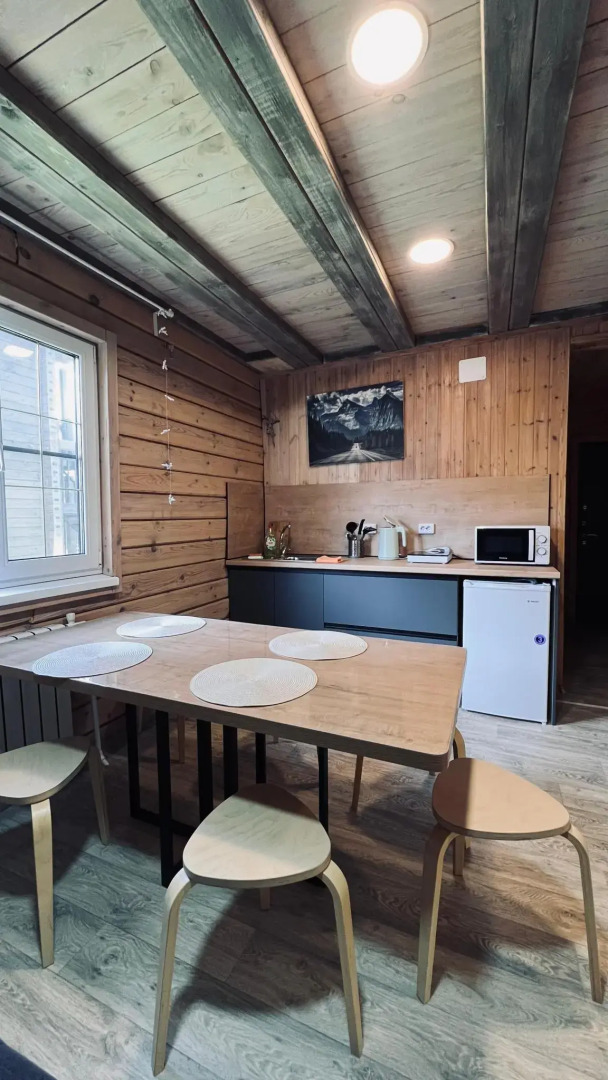 Медведь и Ягодка