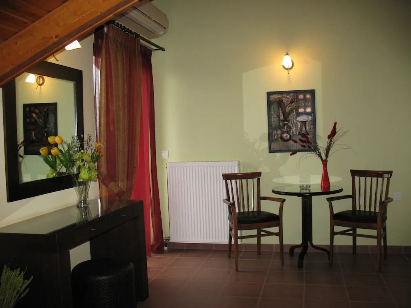 Prigipikon Suites & Lofts