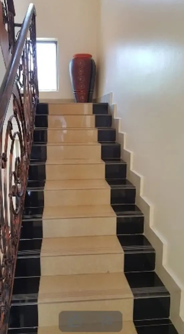 Cactus Hill Side Hotel