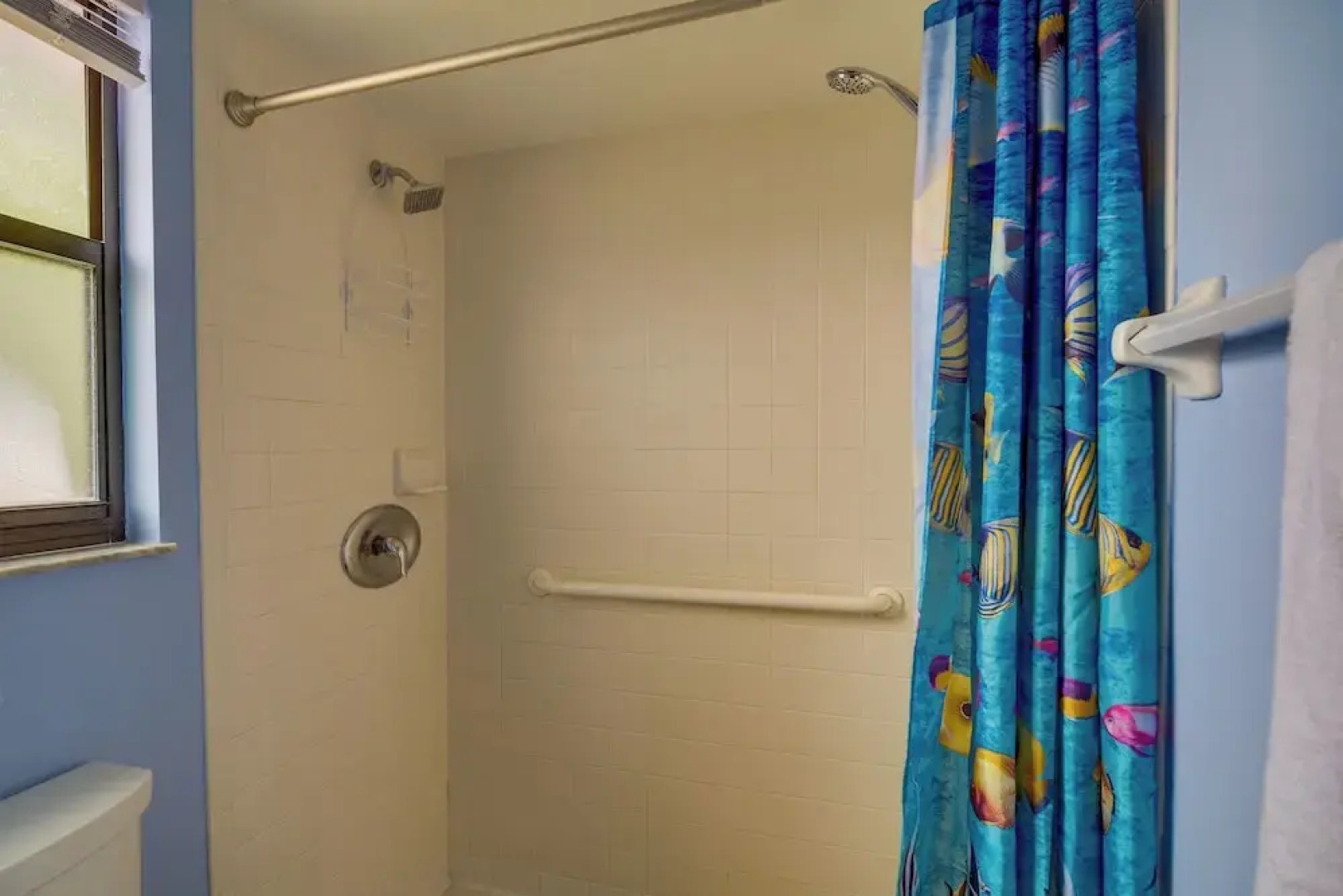 Pet-friendly Sebastian Home: w/ Porch + Lake View!