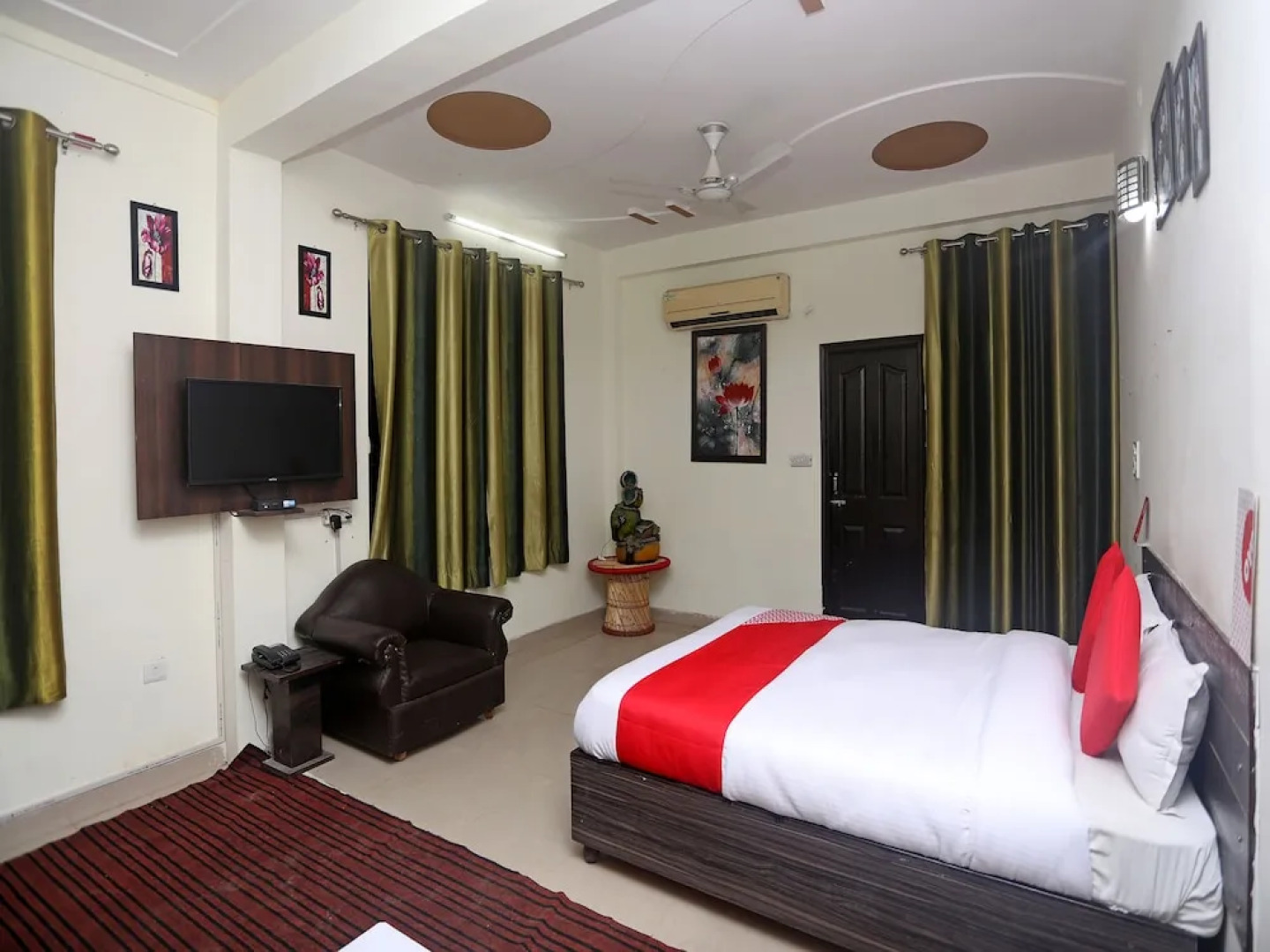 Capital O 19472 Highway Regency