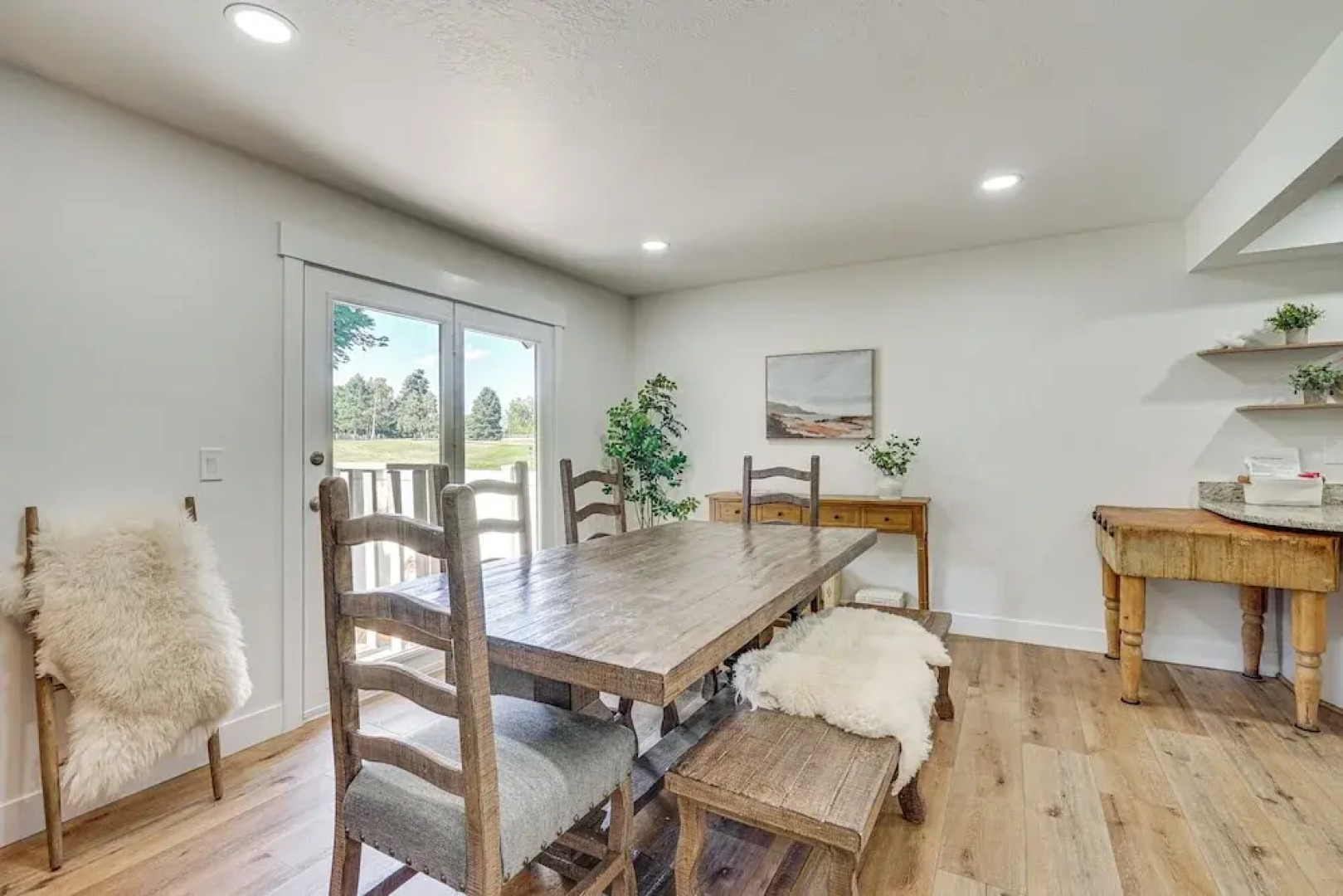 Cottonwood Heights Escape: Near Hiking & Skiing