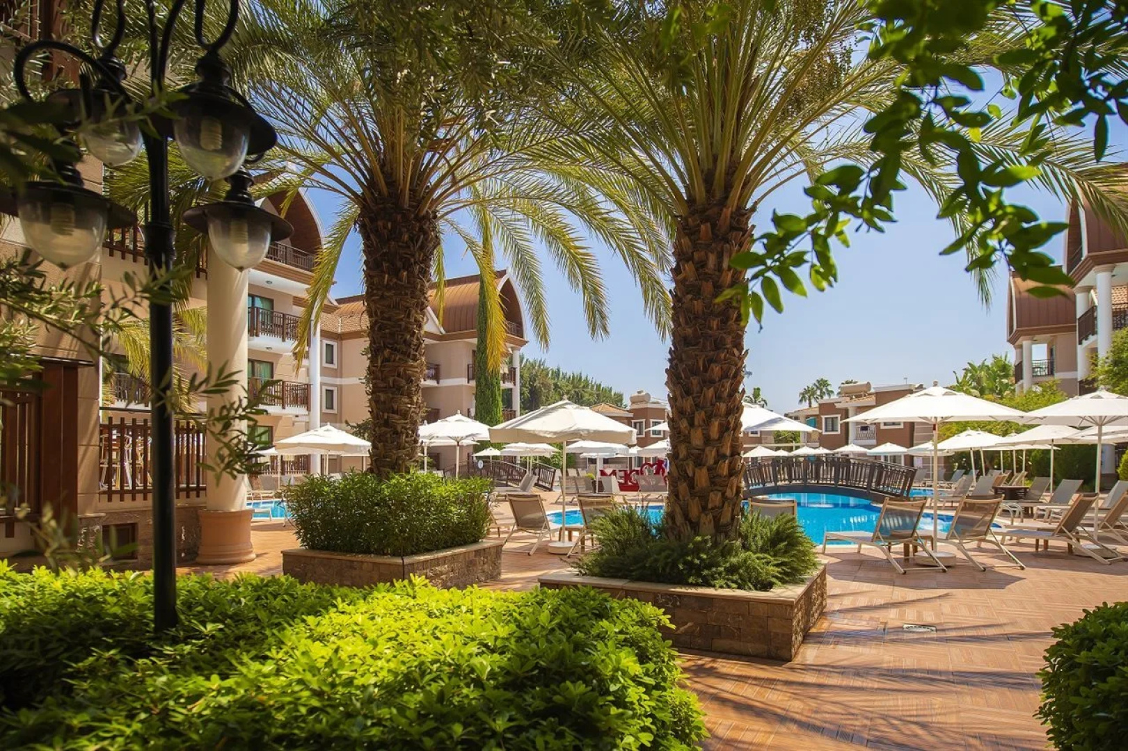 Quattro Beach Spa & Resort Hotel