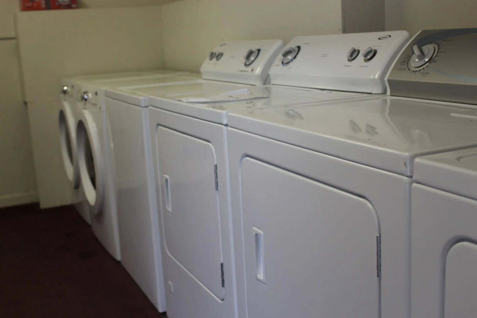 O'cairns Inn & Suites