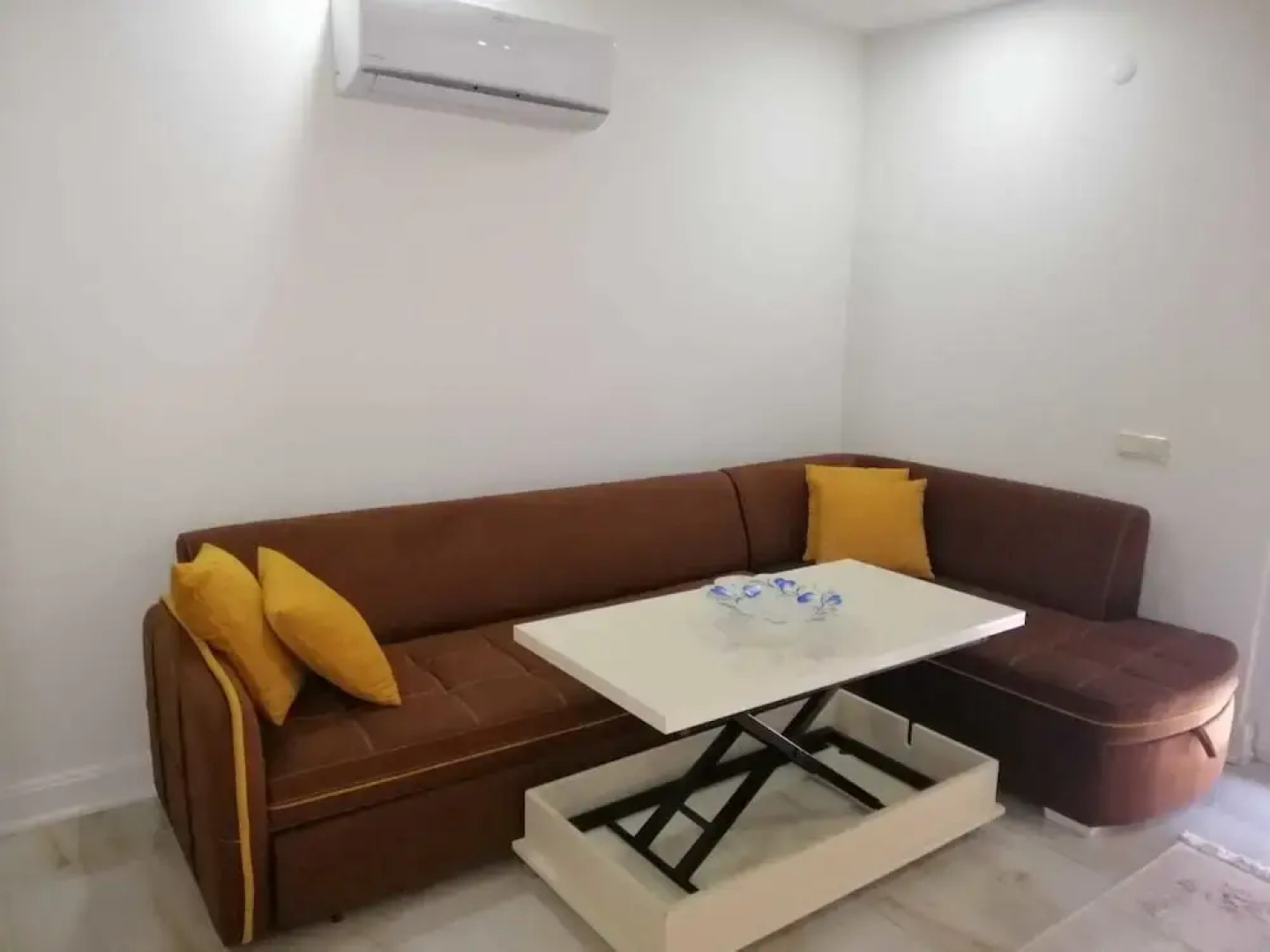 Esila Park Lara Kundu