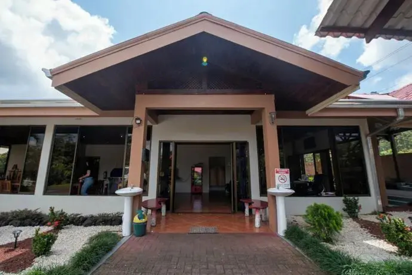 Hotel Sueno Dorado & Hot Springs