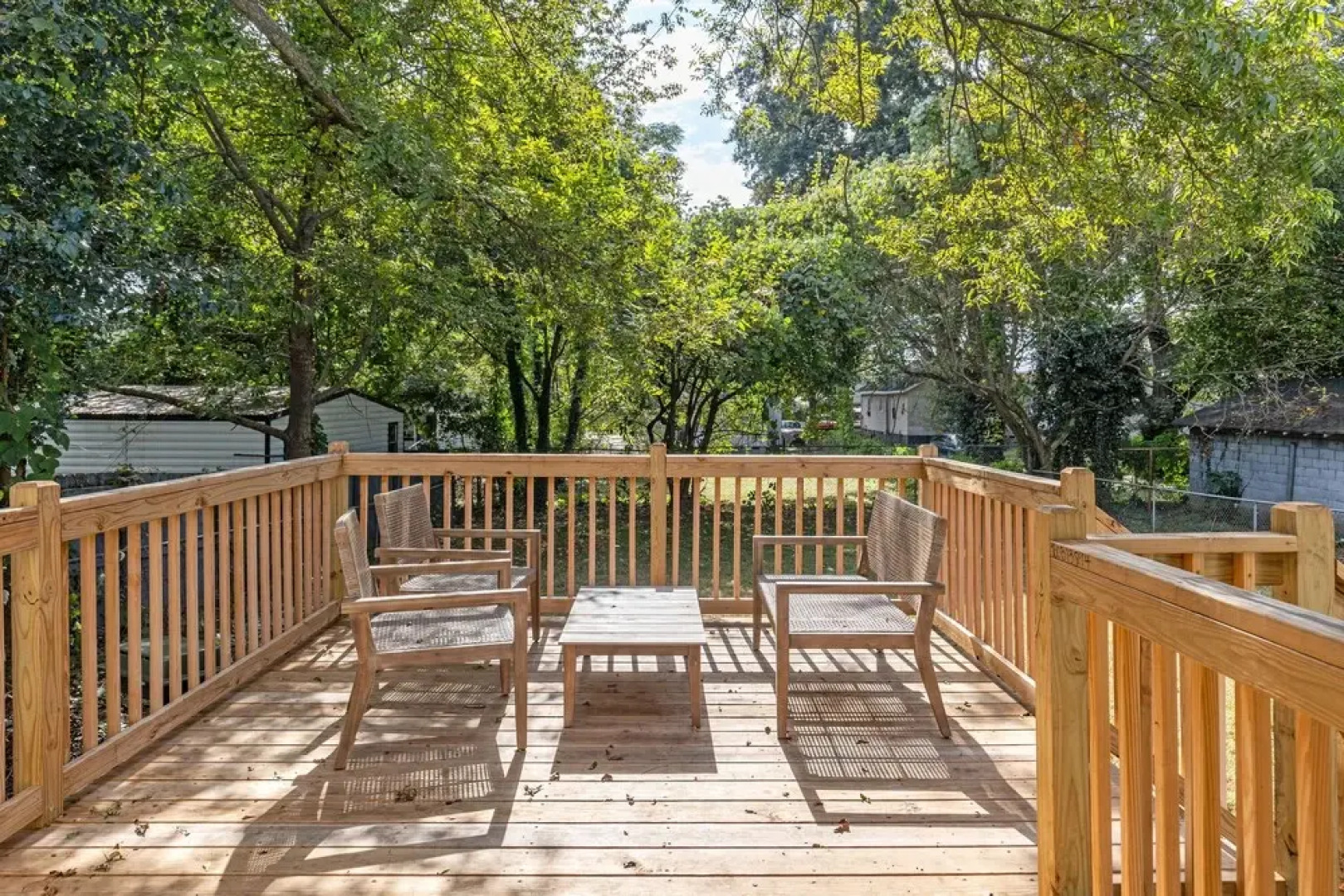 Downtown Delight: Cozy & Pet-friendly Retreat 3 Bedroom Home by RedAwning