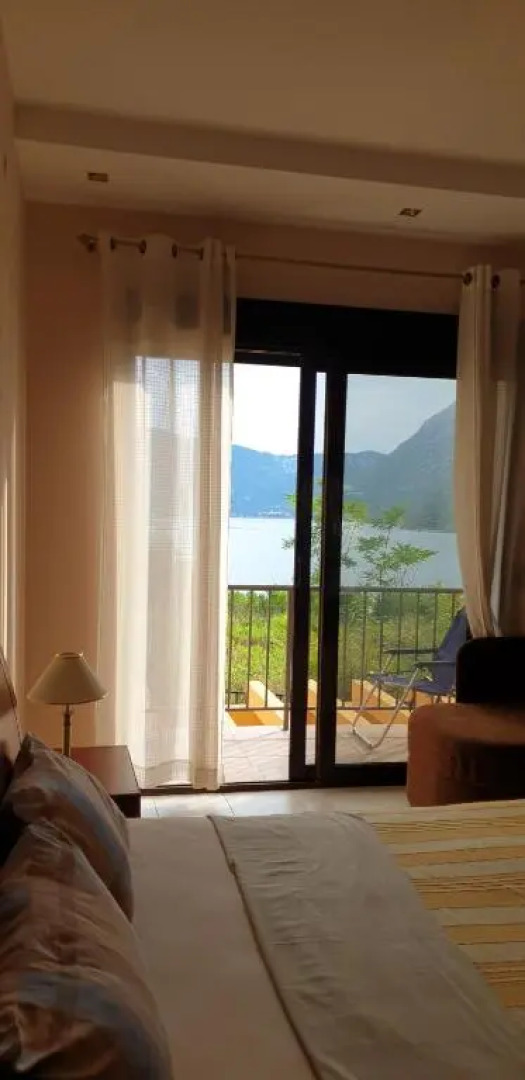 Villa Risan Apartments