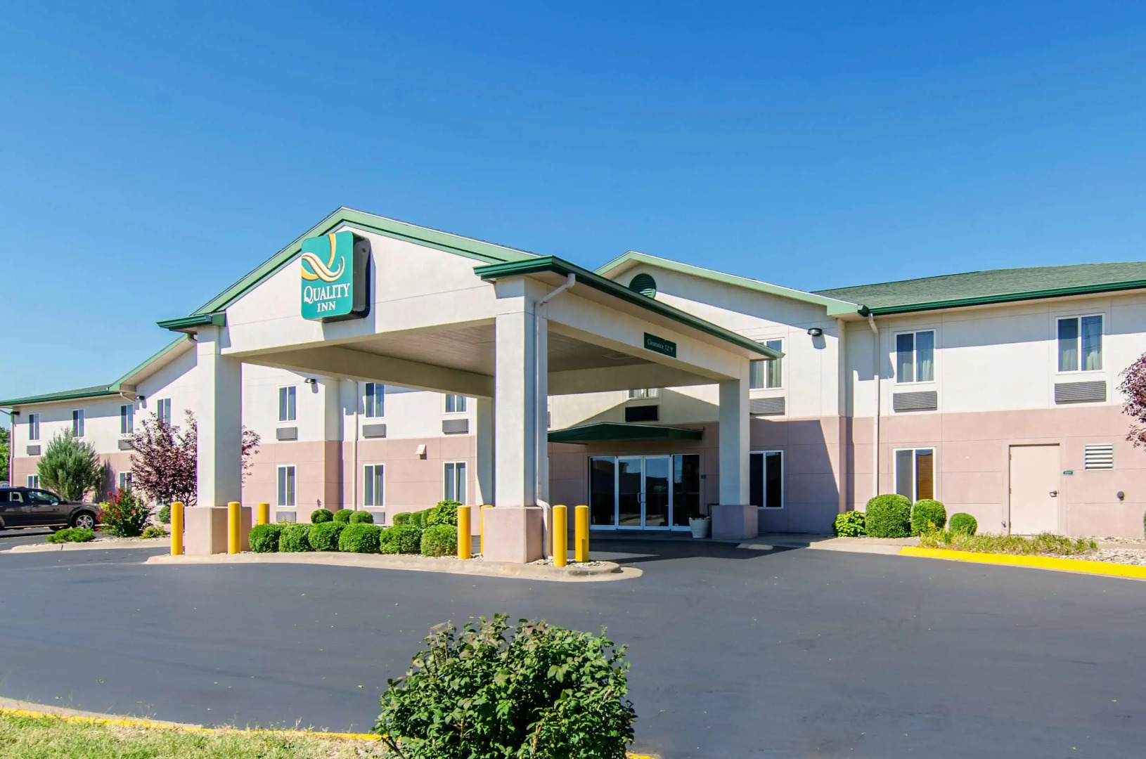 Quality Inn Junction City - Near Fort Riley