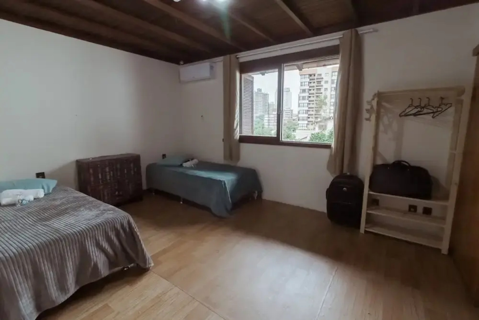 Tima Casa Ampla em Localiza o Privilegiada