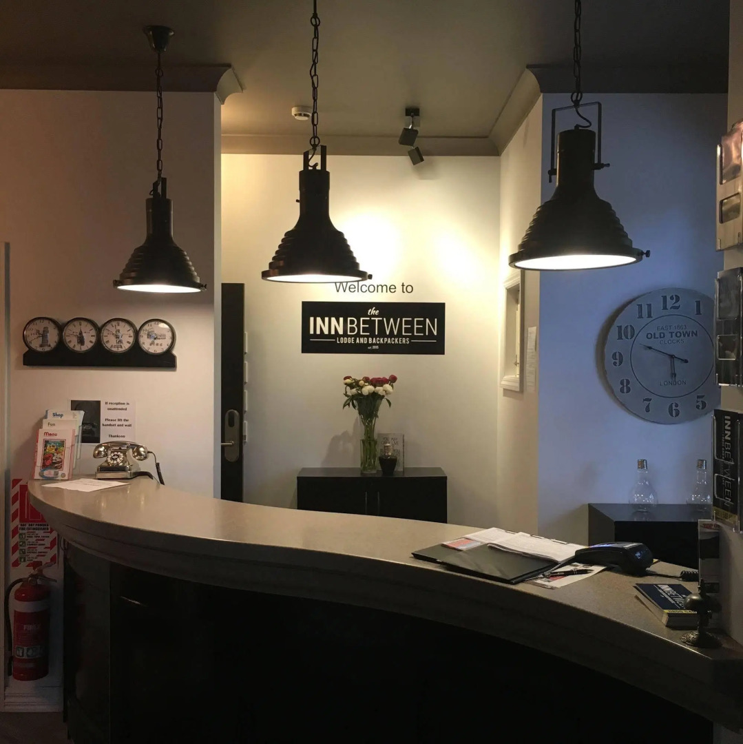 The Innbetween Lodge and Backpackers
