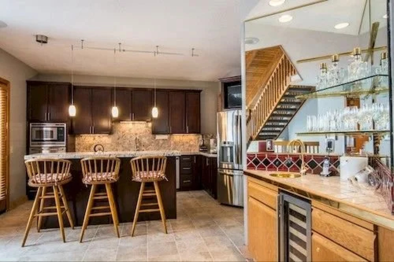 Pinnacle by Lespri Management