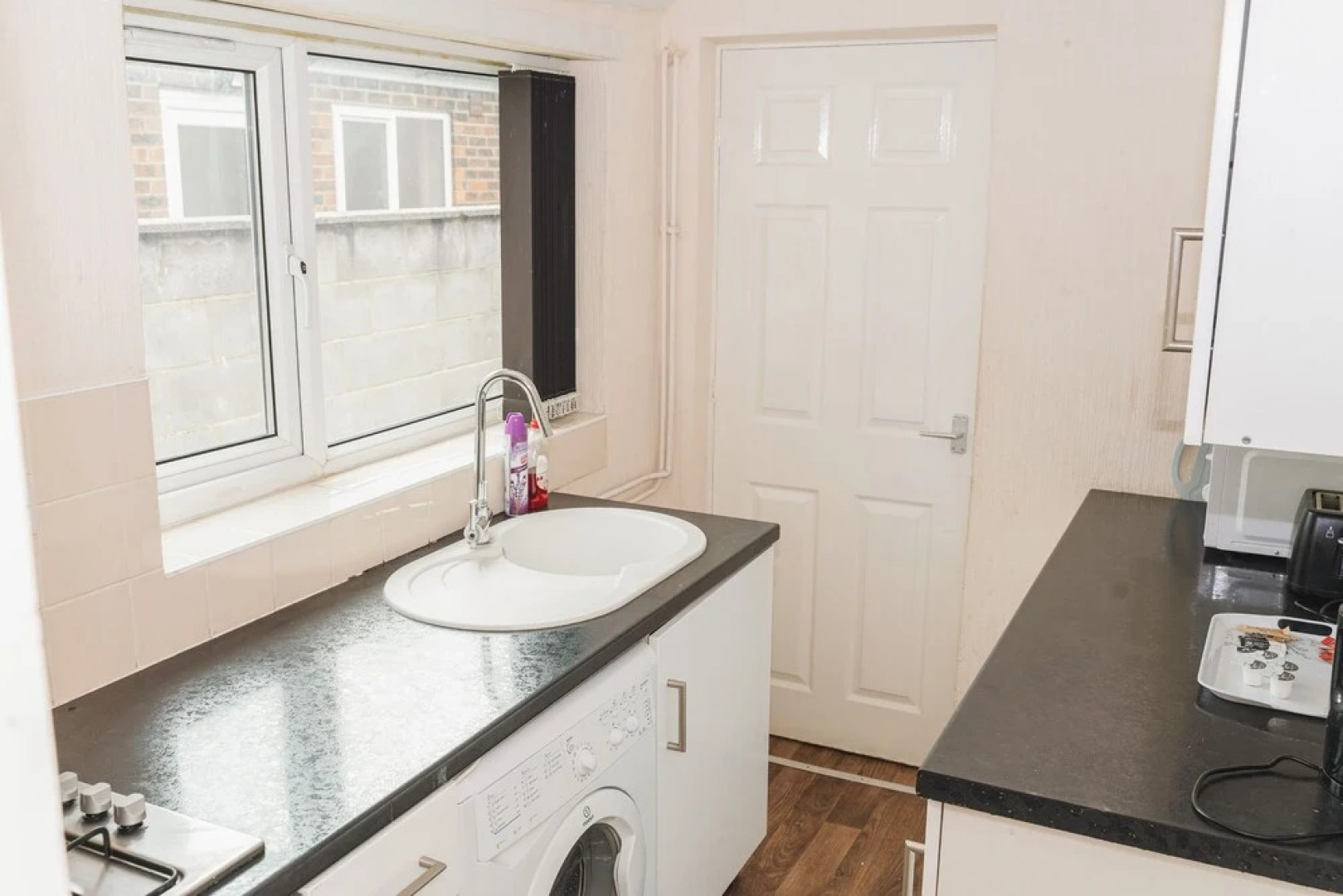 Hanley Park House by Paymán Club