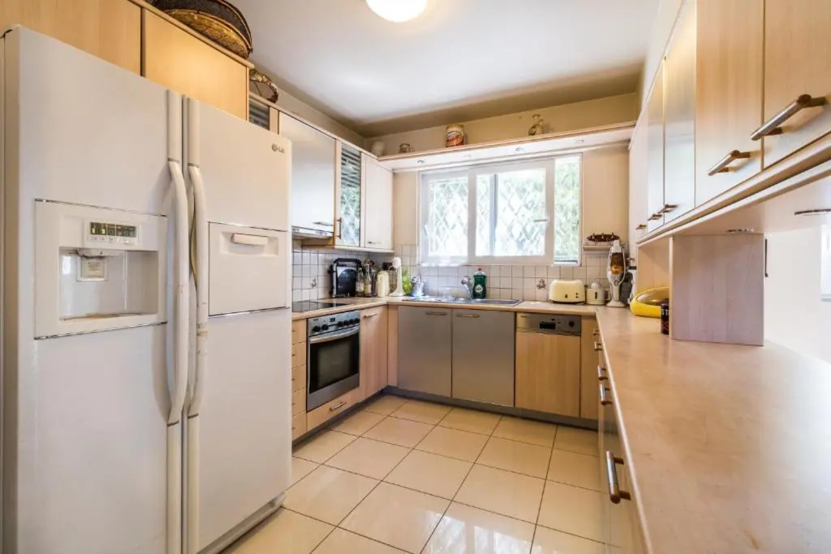 4 bdr Villa with Private Pool in Glyfada