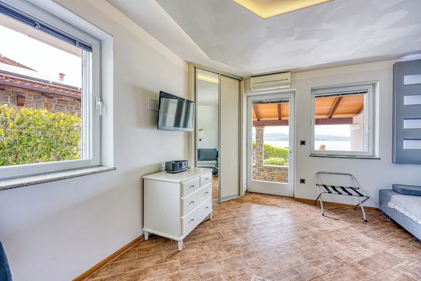 Pool Studio Debeli Rtic 2