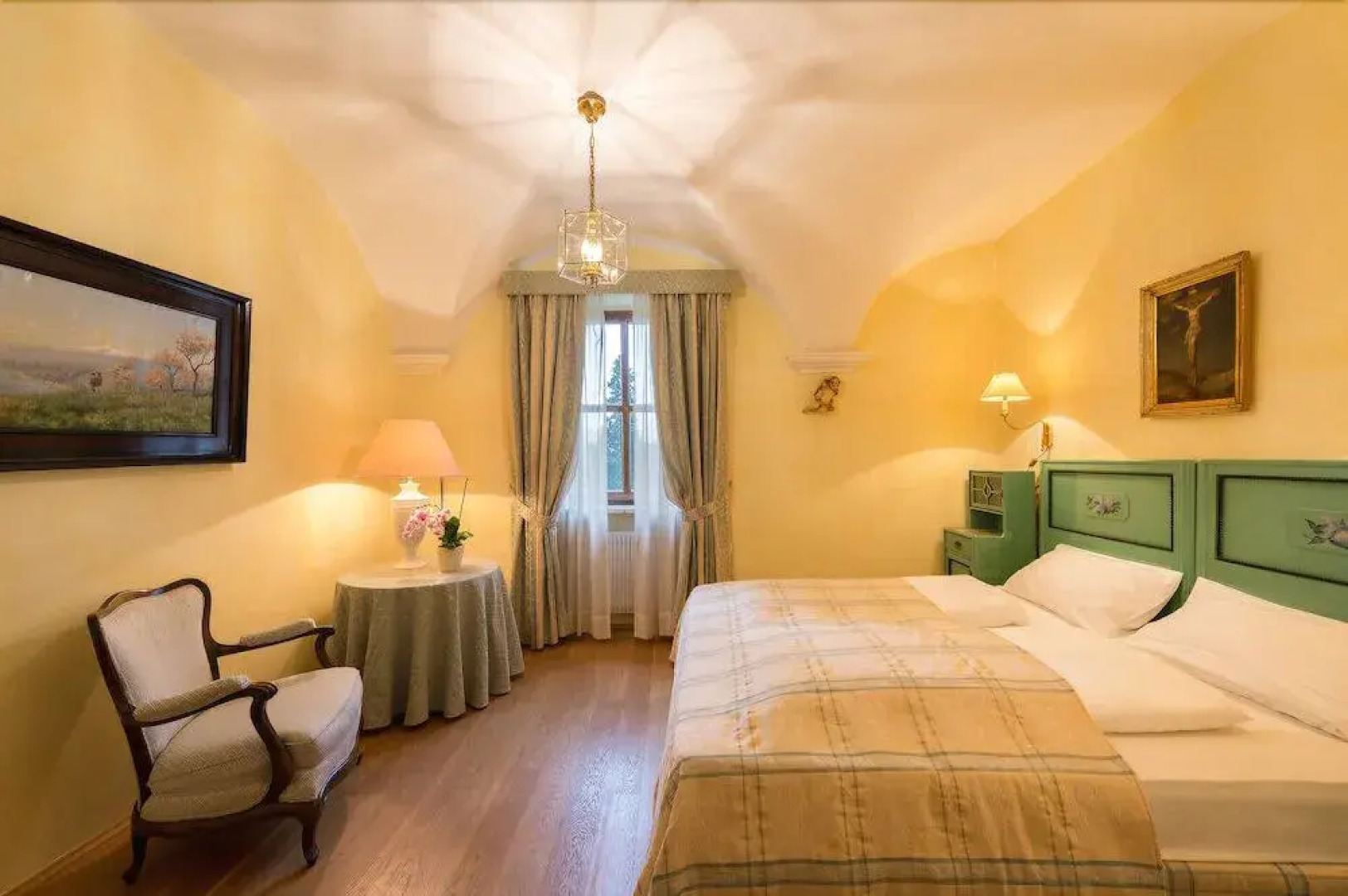 Apartment Schloss Paschbach