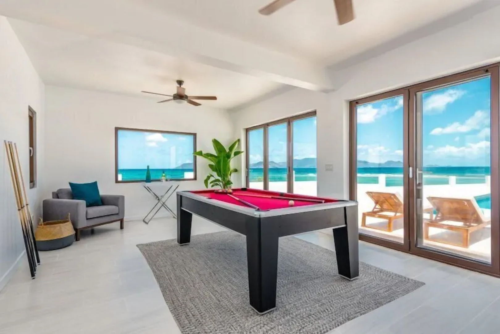 Villa Pelican Bay