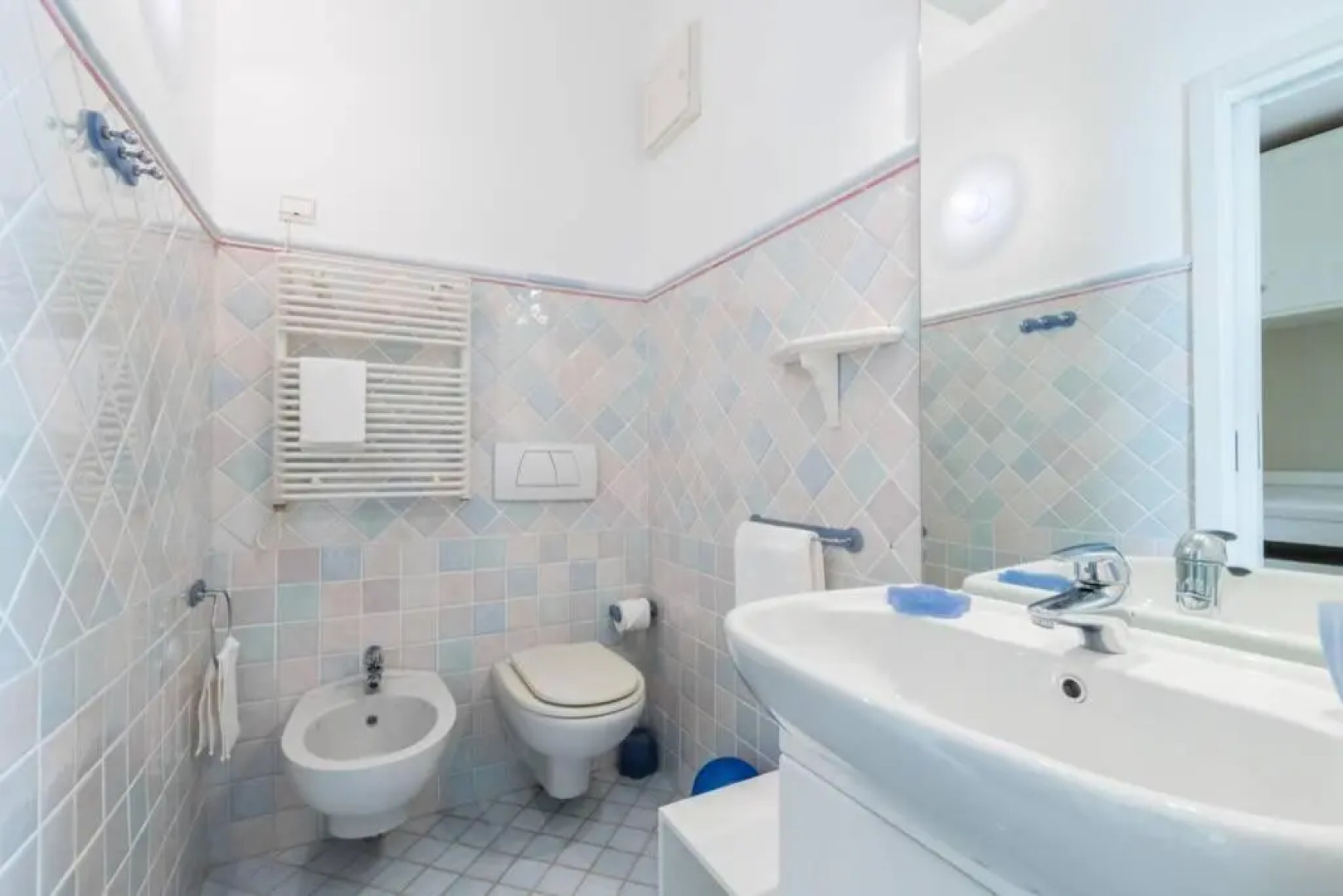 Villa Rocky - Luxury 3BR Apt in Liberty Villa.Pool,Garden,WiFi