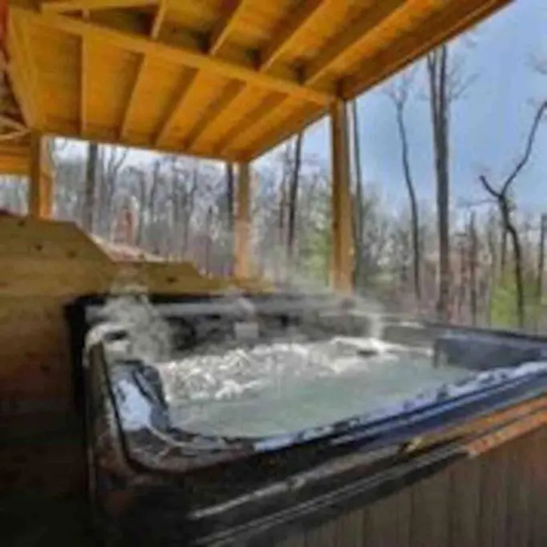 Mountain Hideaway with Hot Tub & Fire Pit