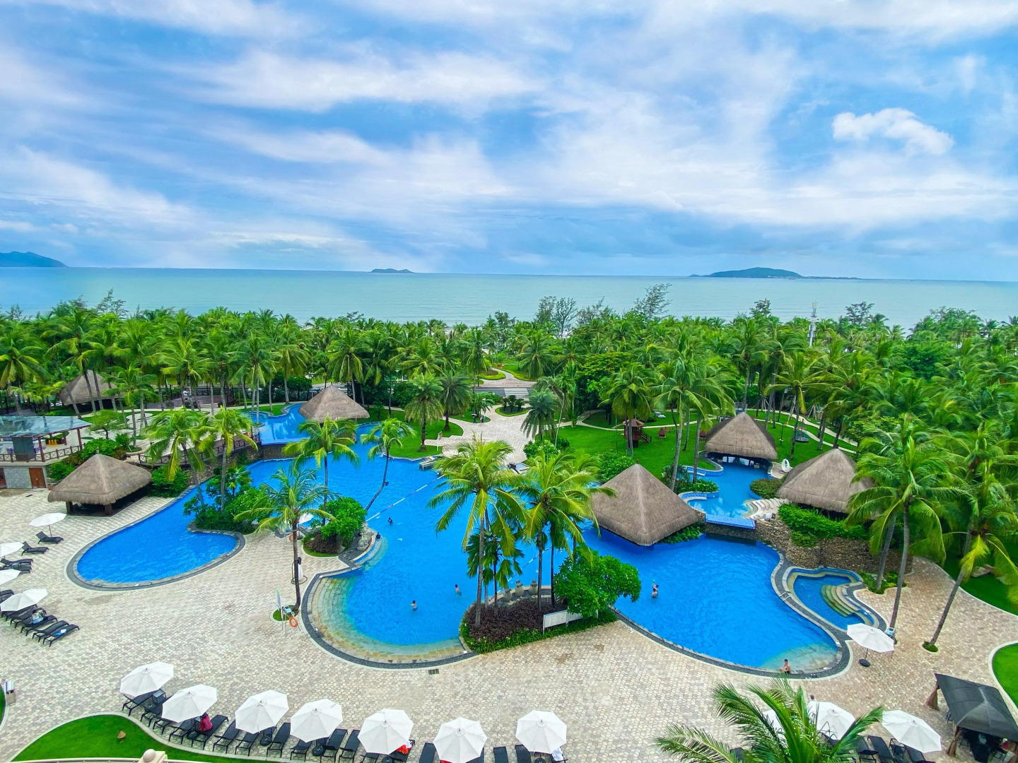 Holiday Inn Resort Sanya Bay by IHG
