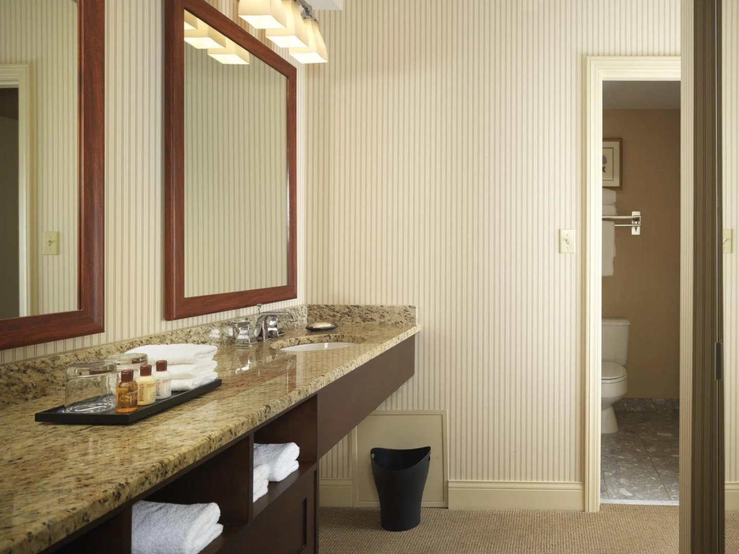 Sheraton Suites Akron Cuyahoga Falls