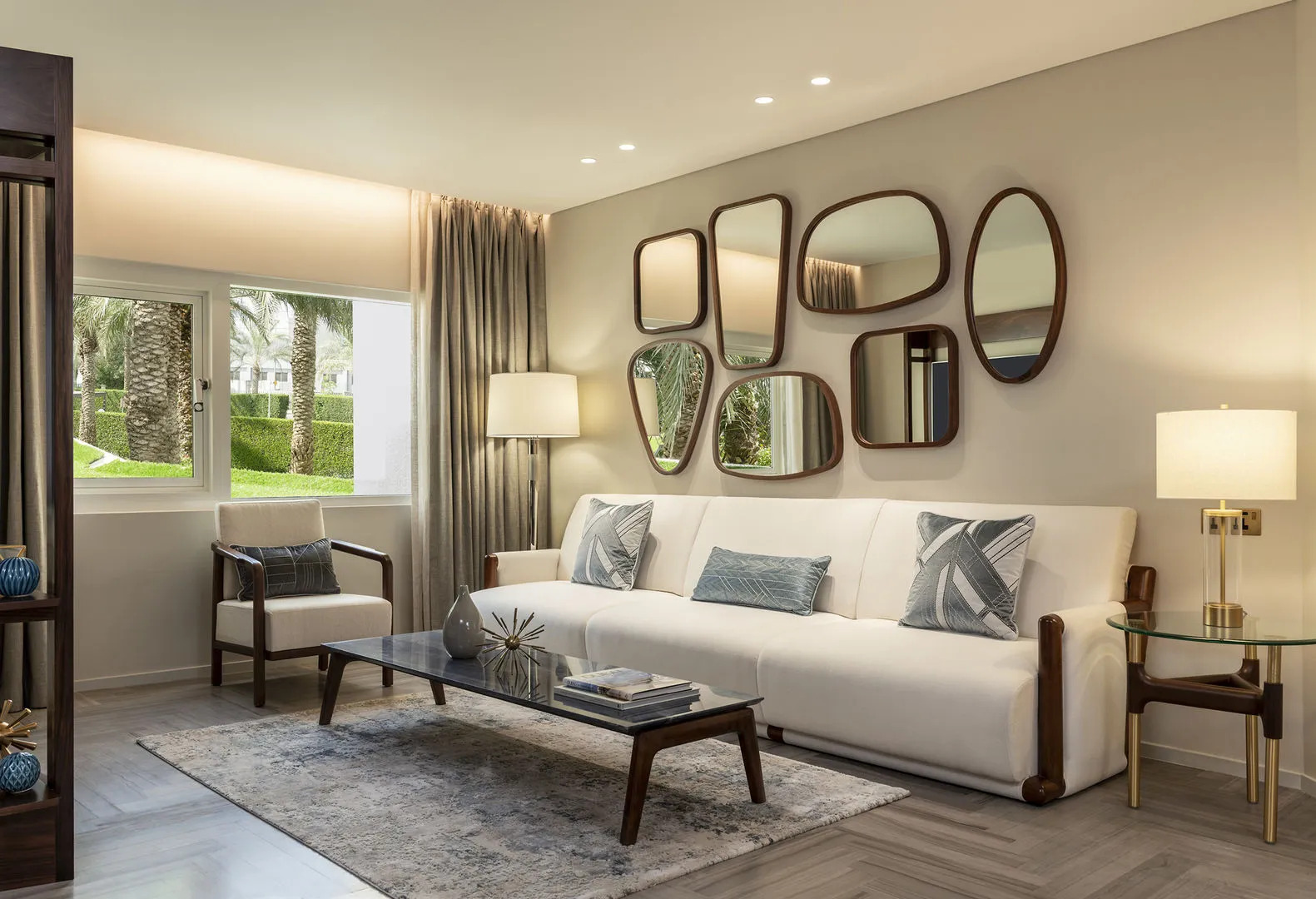 Le Meridien Dubai Hotel & Conference Centre