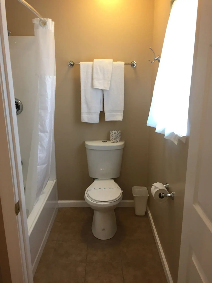 Holiday Lodge Grass Valley