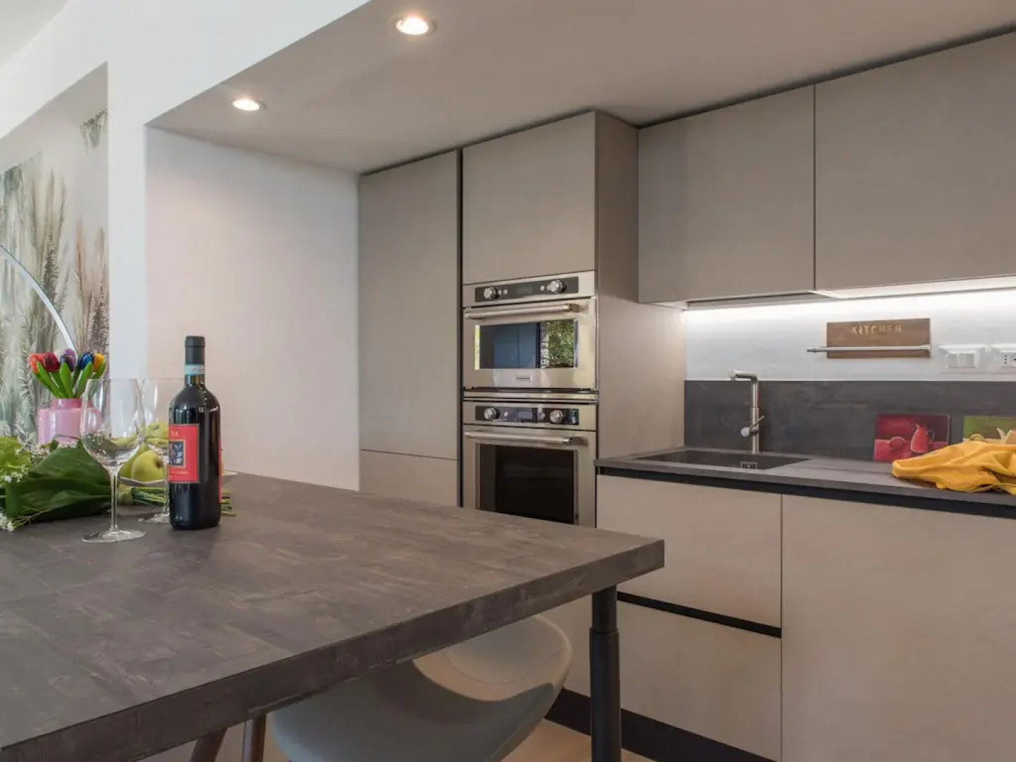 Apartment near Cortona with a Beautiful View and Garden