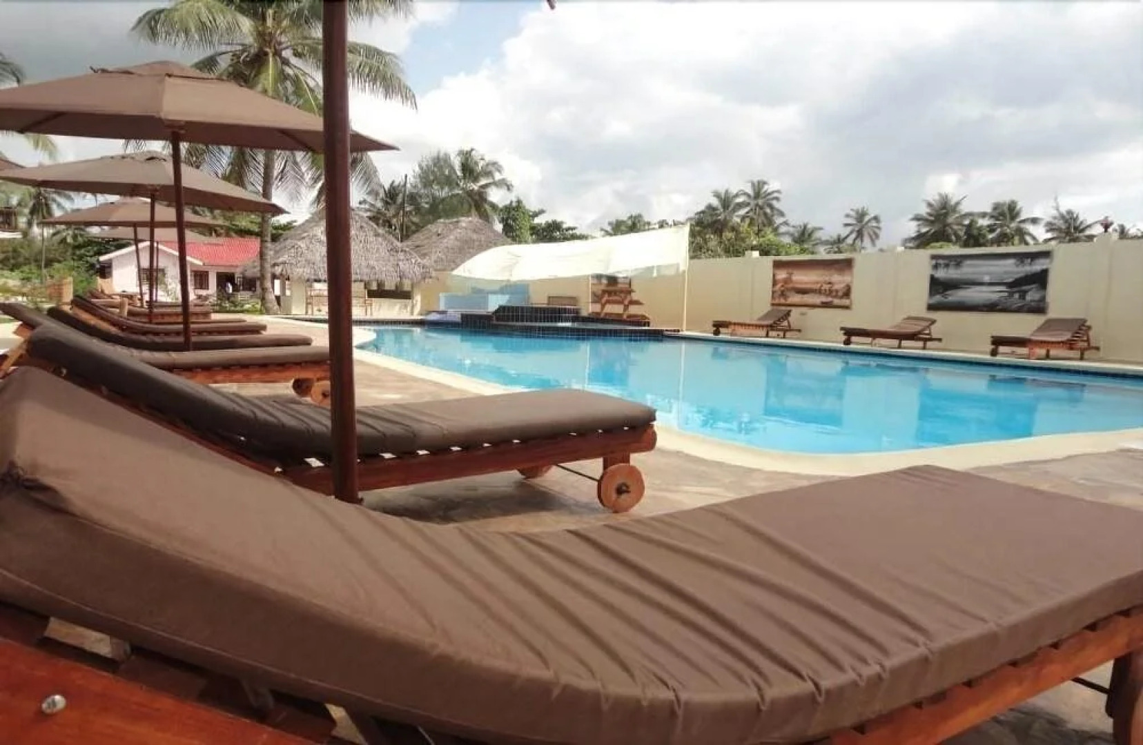 Kitete Beach Bungalows