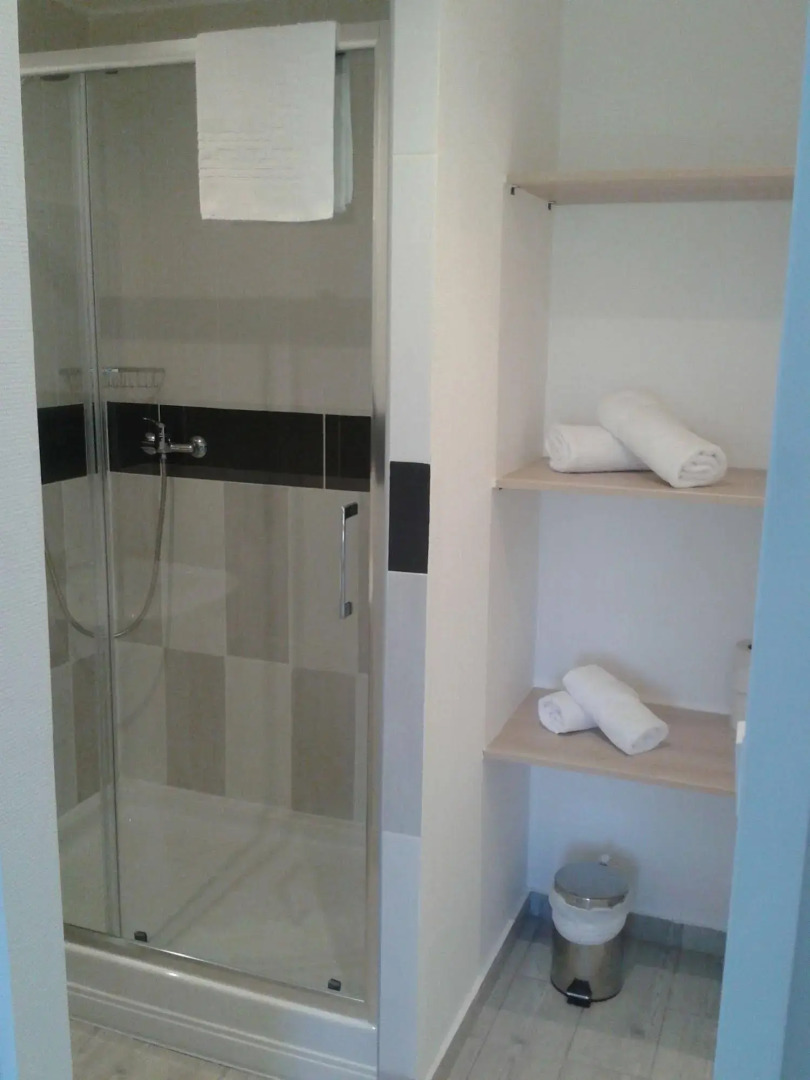 Chez Mireille Reingam Park