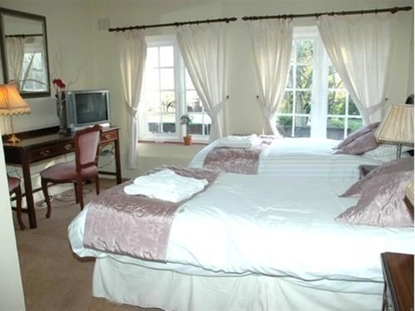 The Friendly Spirit Inn