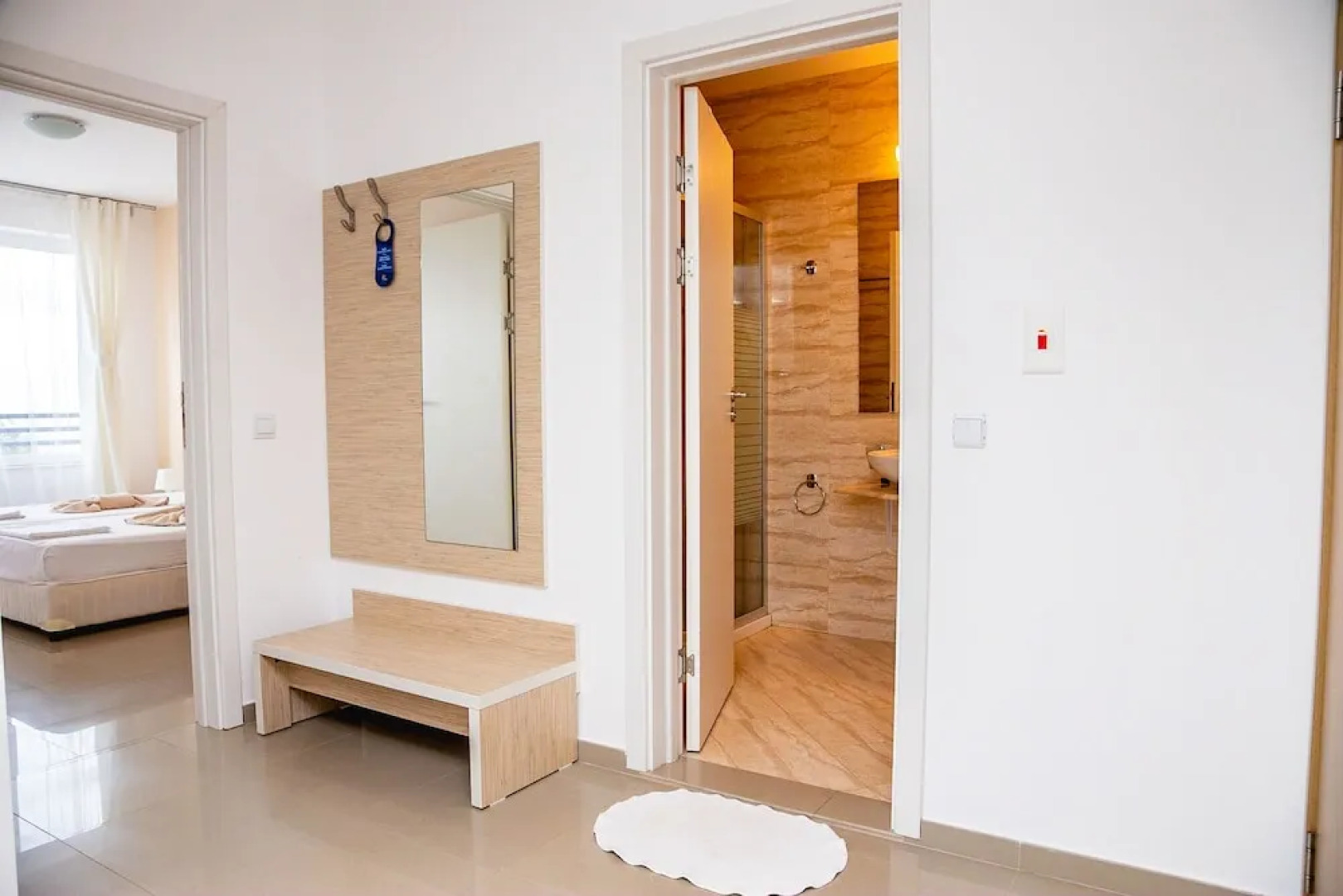 FM Deluxe 2-BDR Apartment in Sun Resort with Sea View