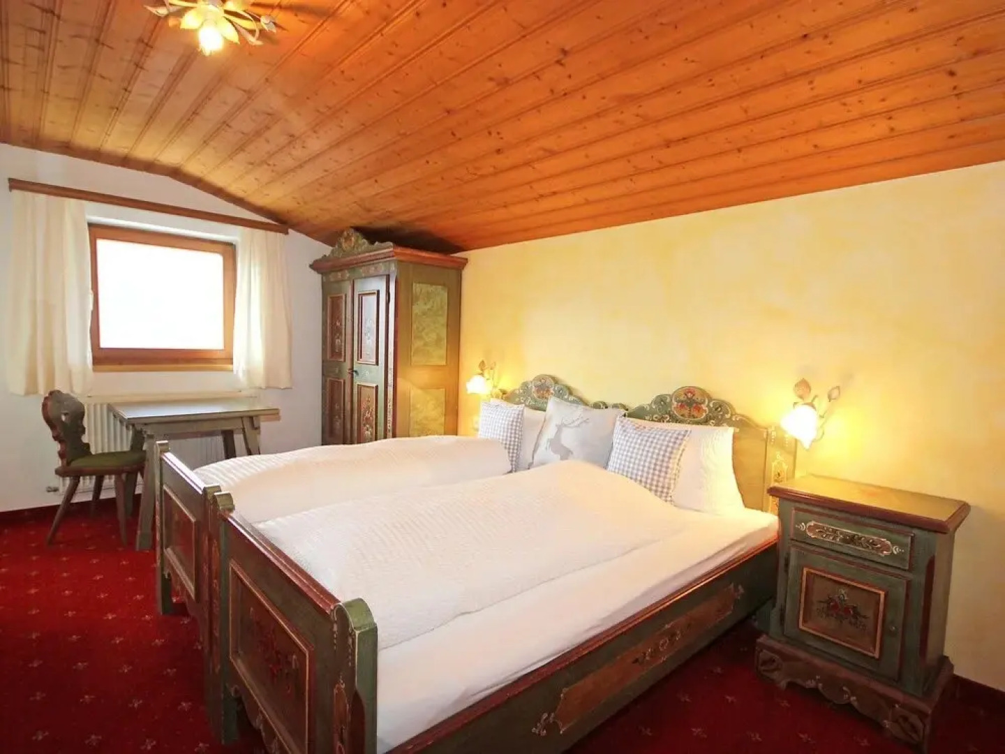 Michaela - Inh 29696