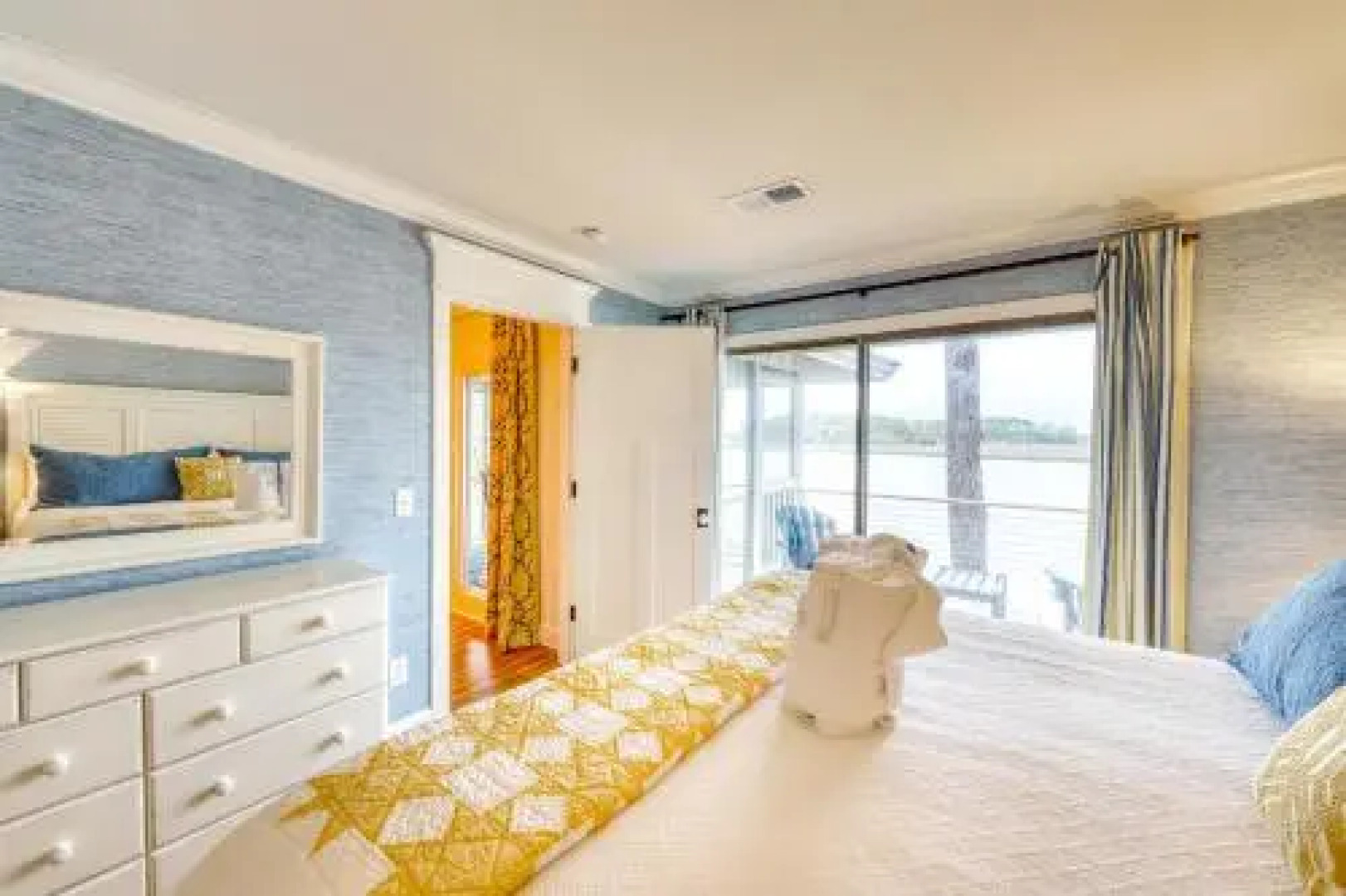 5 Inlet Cove Cottage