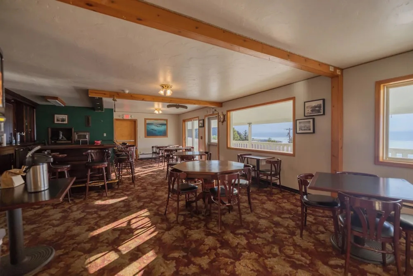 Captain's Choice Motel