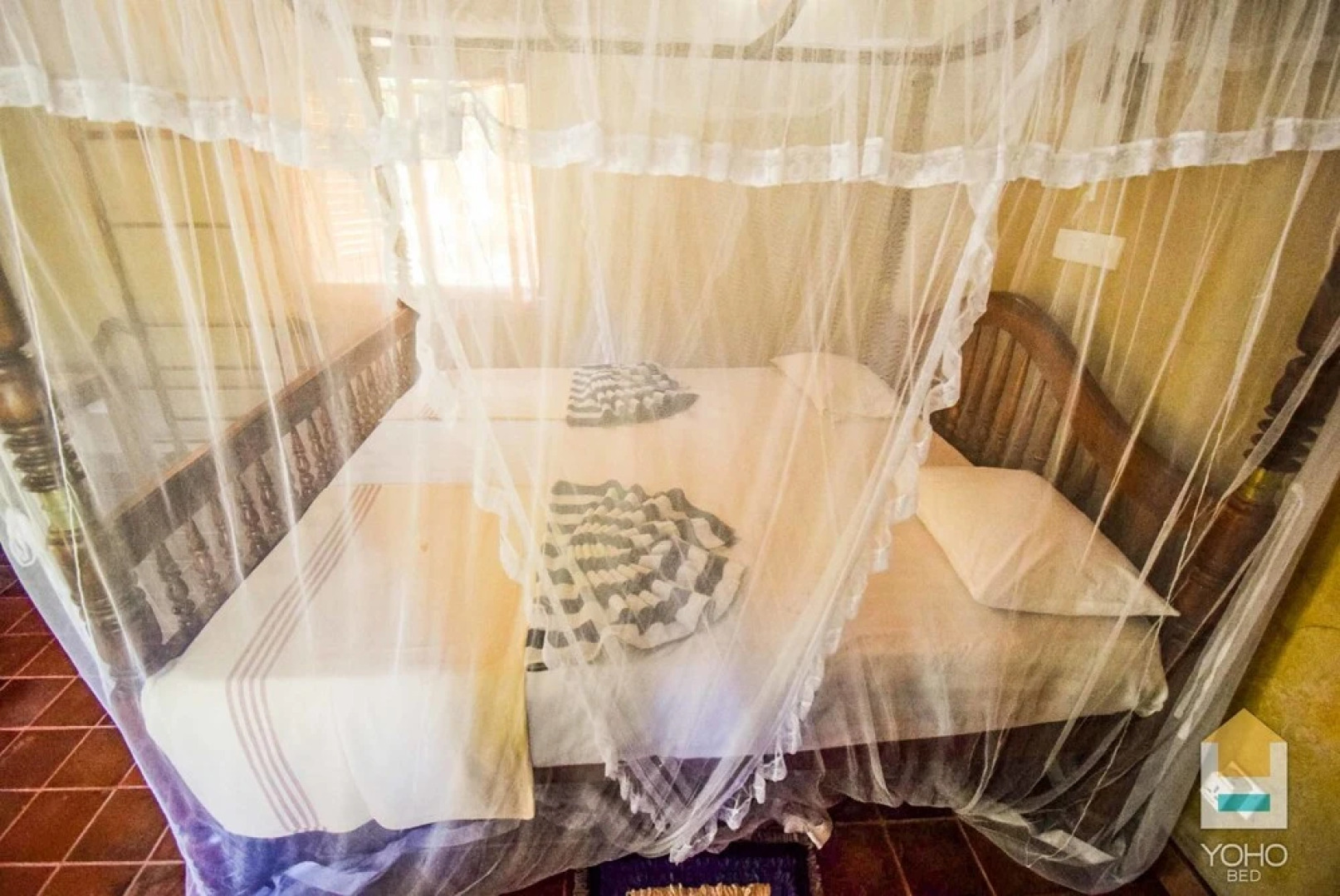 Yoho Green Garden Cabanas