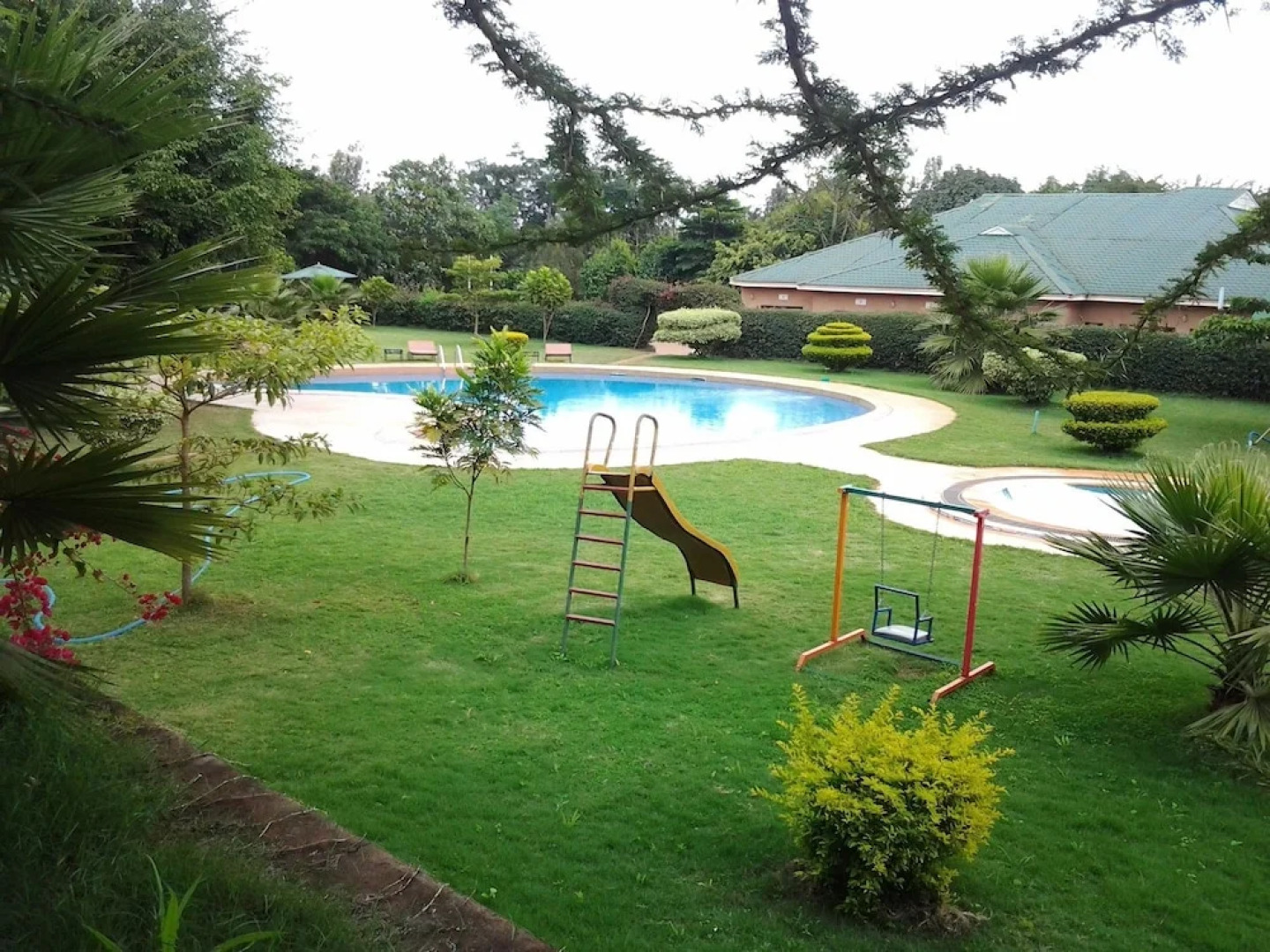 Flamingo Safari Lodge