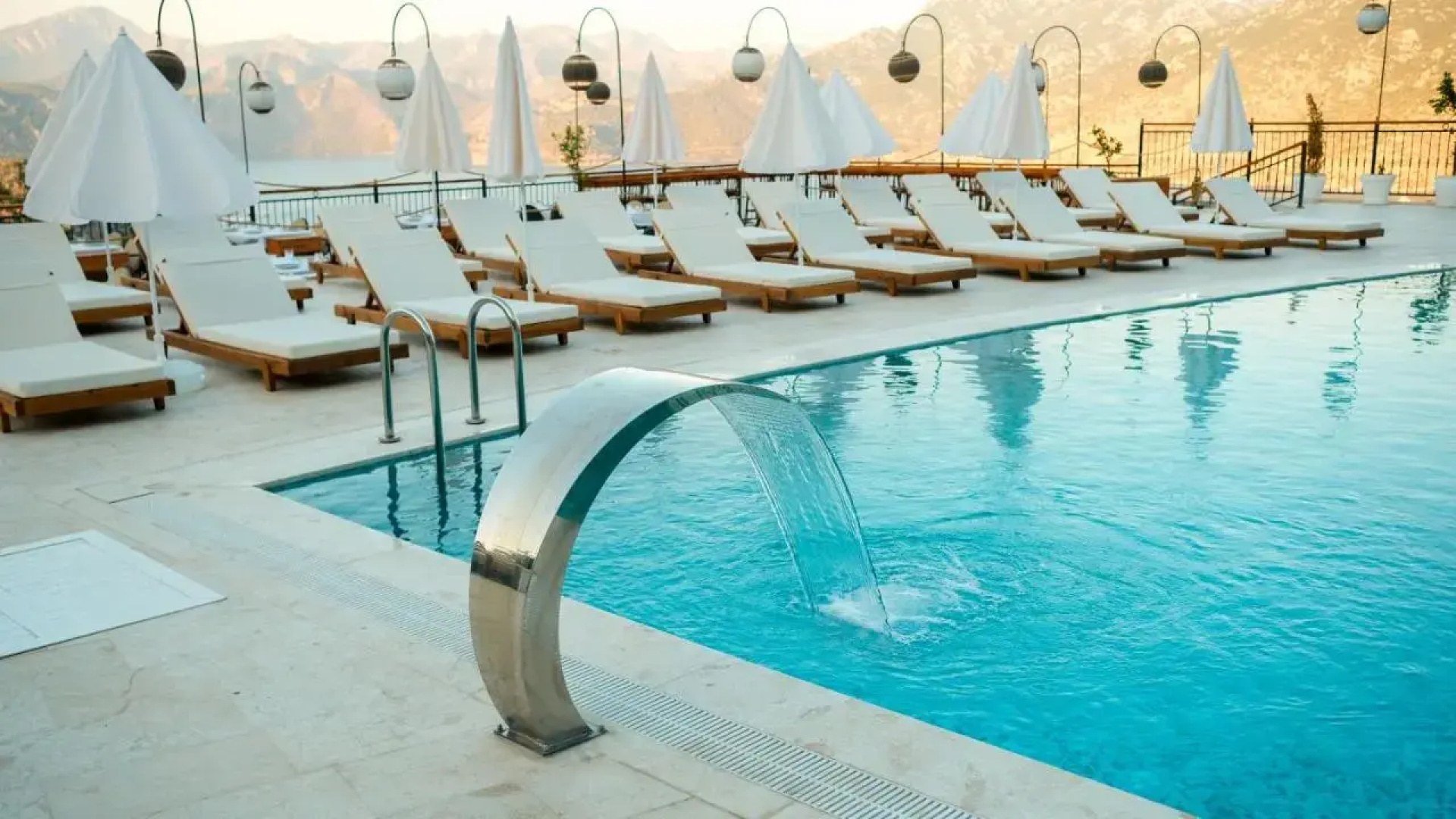 Xen Deluxe Boutique Hotel And Restaurant