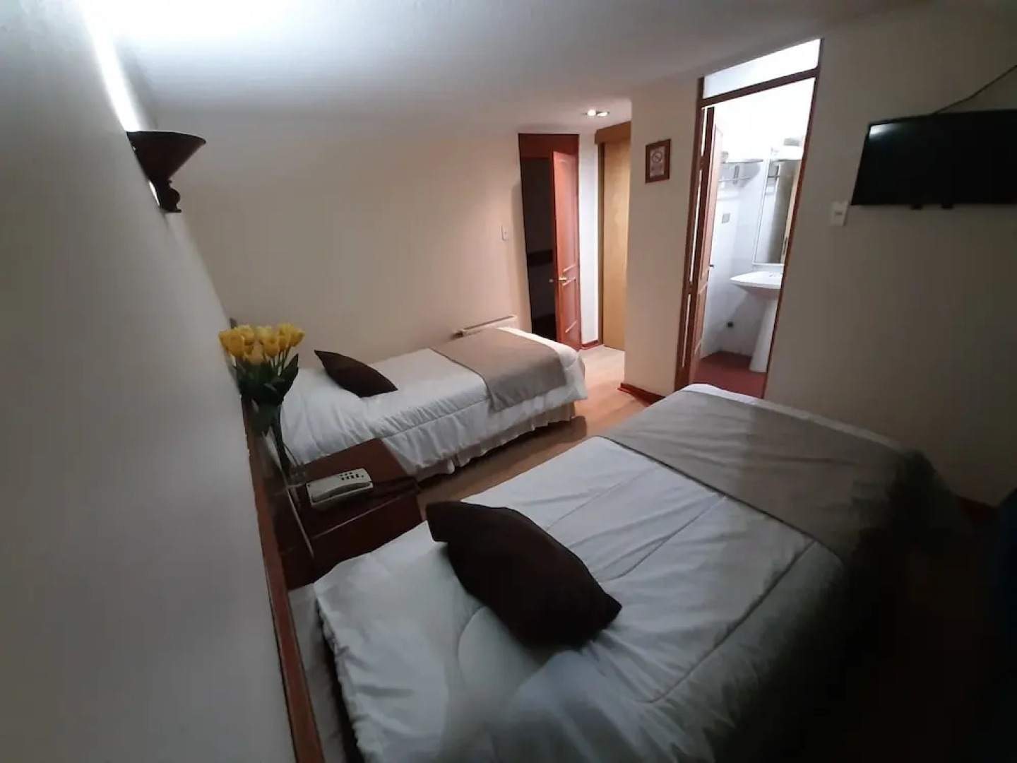 Nativo Hotel y Cafeteria