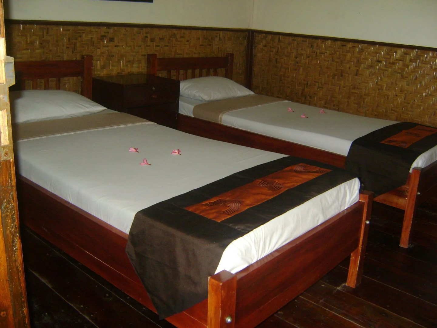 Nirvana Gili Sudak Lombok Resort