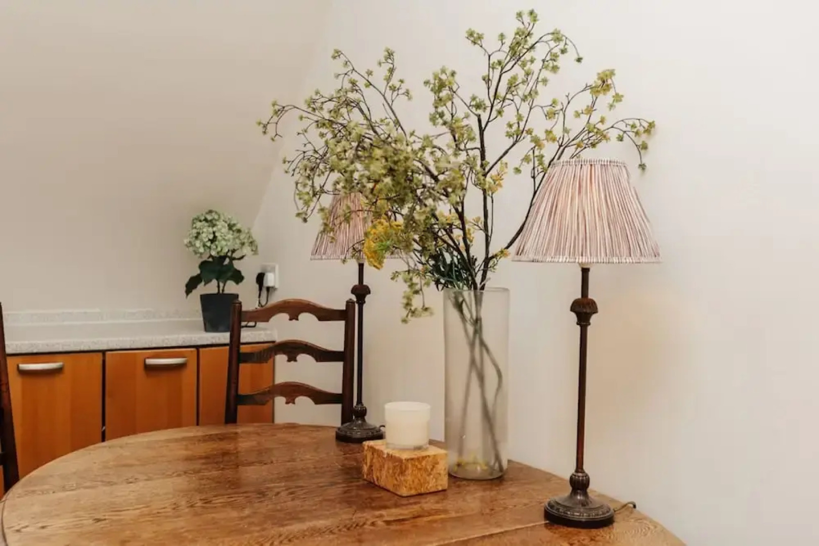 Vintage Chic Coach House