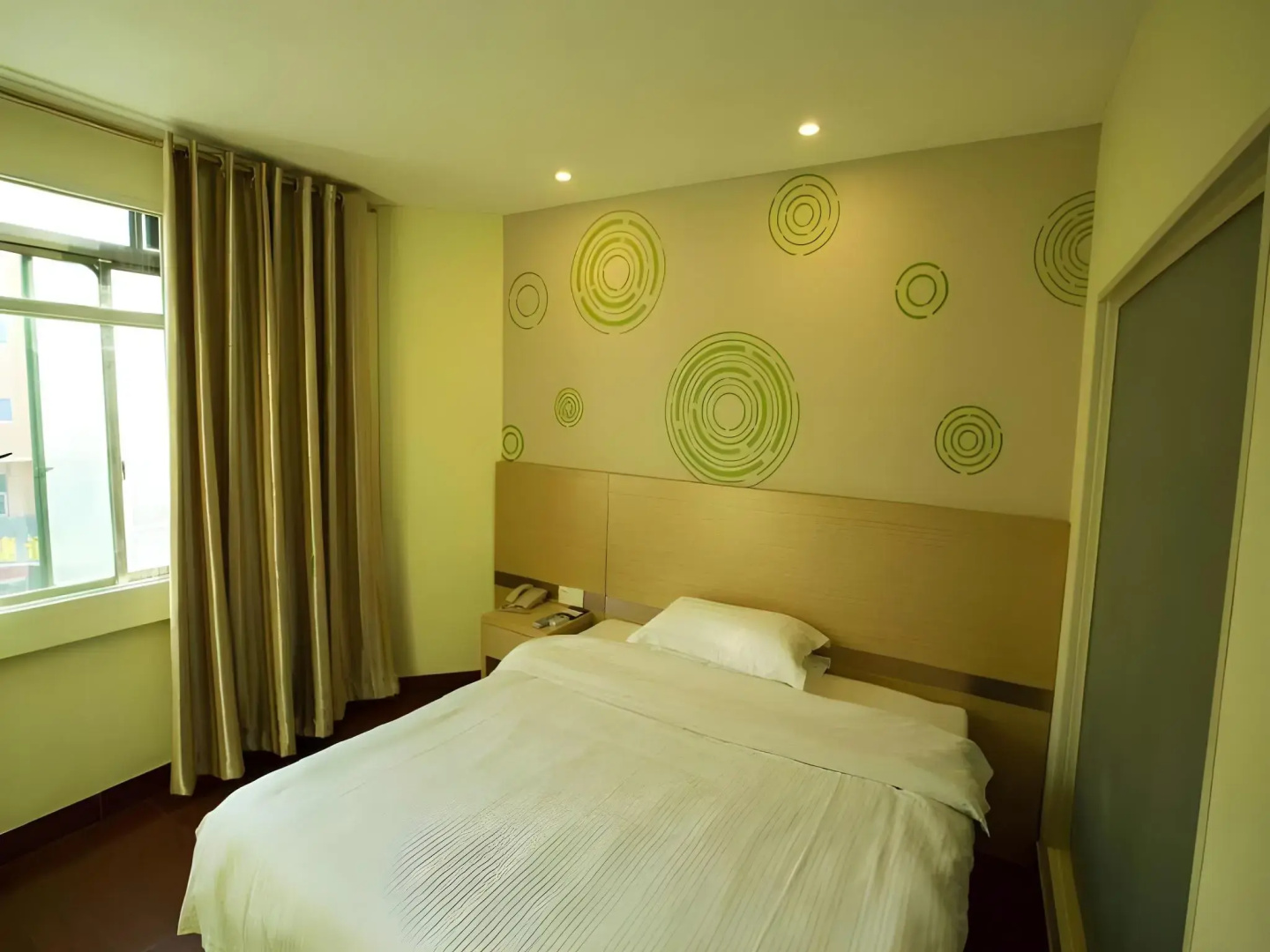 GreenTree Inn Nantong Haimen Bus Statian Shell  Hotel