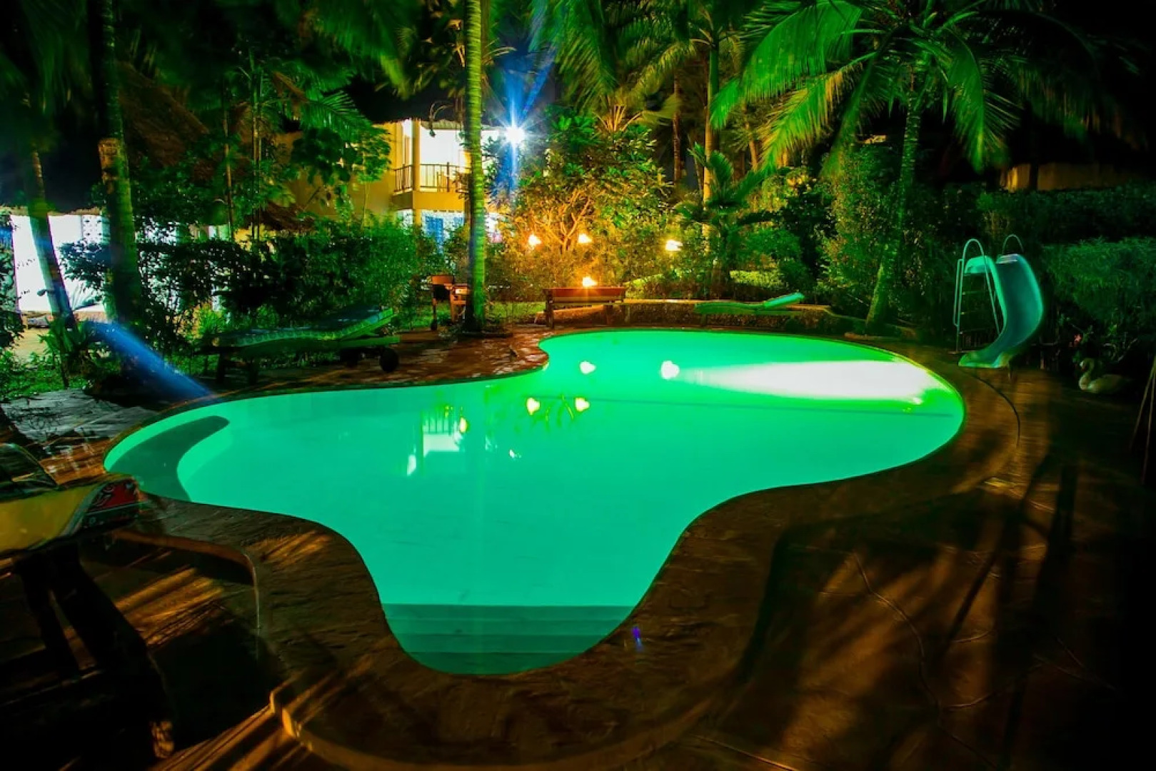 Villakwetu Cottages Diani Beach