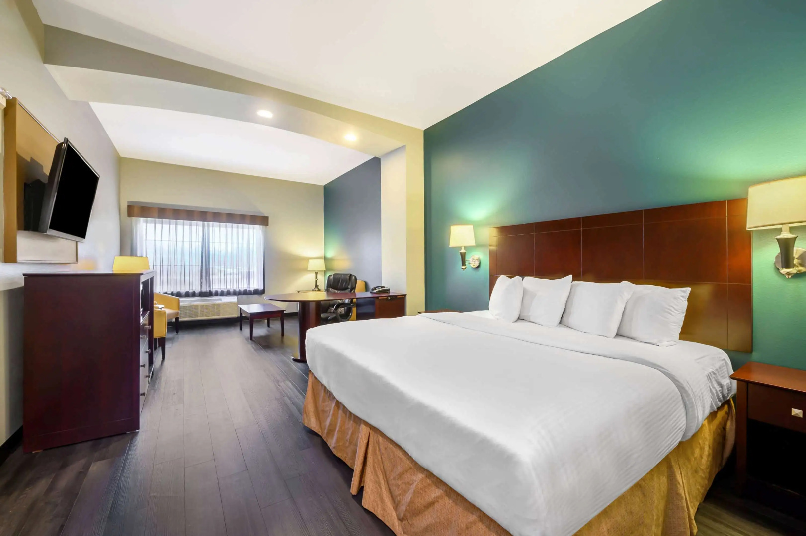 La Quinta Inn & Suites by Wyndham Longview North